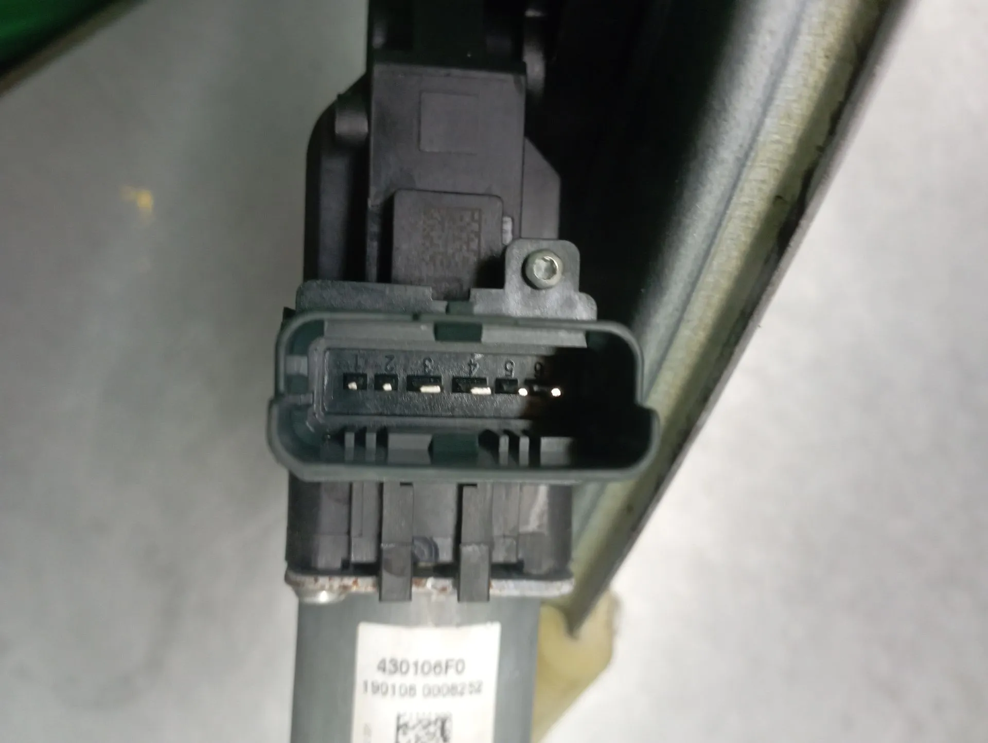 Lève-vitre arrière gauche RENAULT Megane IV (B9A/M_) Imagem-2