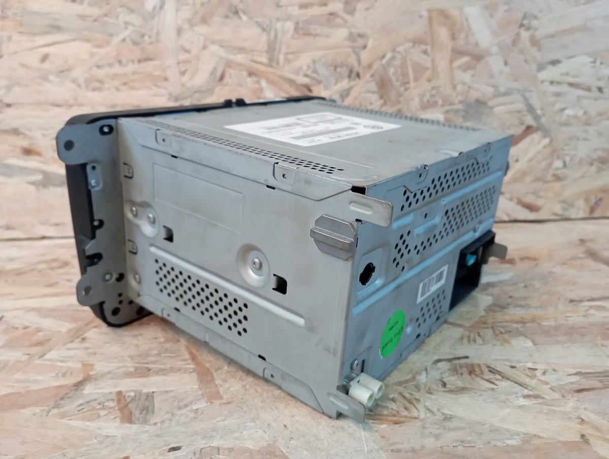 Car radio VOLKSWAGEN Tiguan (5N) Imagem-3