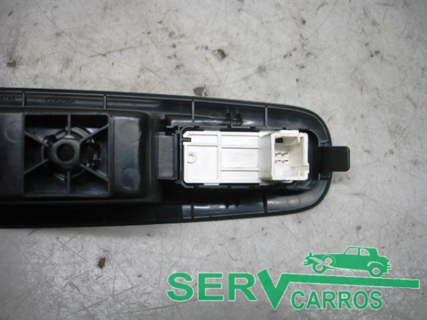 Mando / interruptor elevalunas delantero derecho PEUGEOT 208 Imagem-1