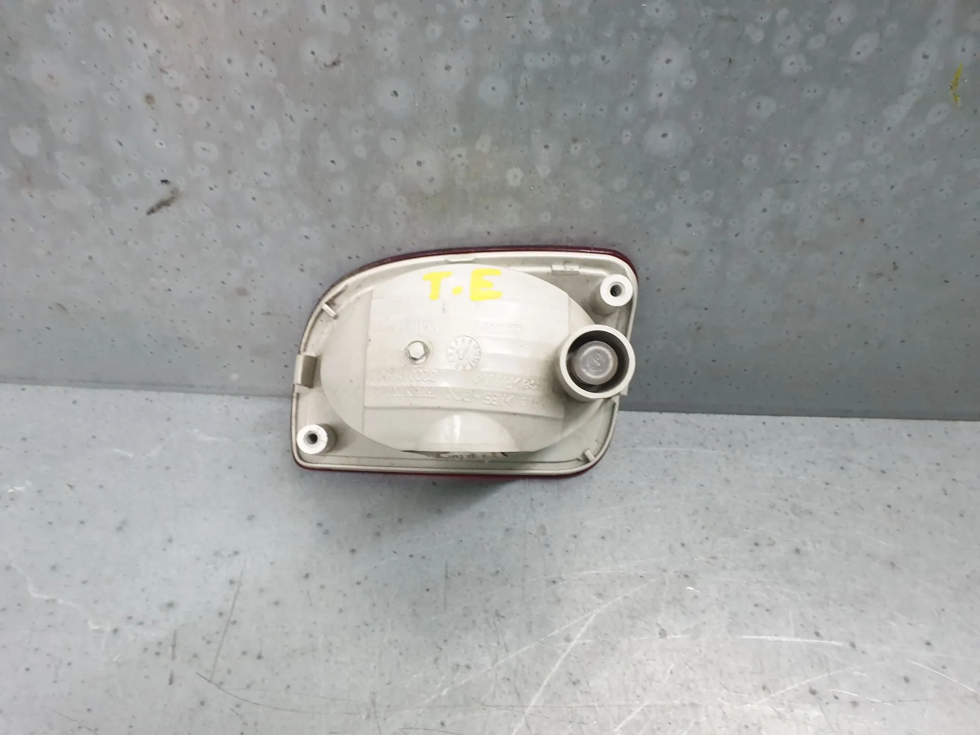 Réflecteur arrière gauche RENAULT Kangoo (KW0/1_) Imagem-4