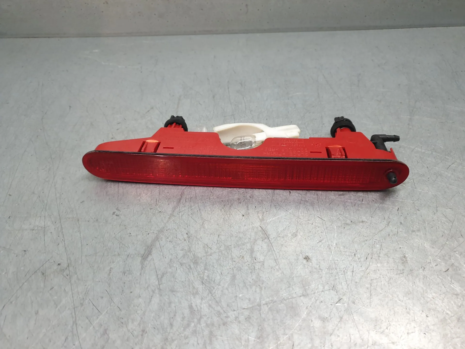 Feu de stop supplémentaire / 3e feu PEUGEOT Rifter