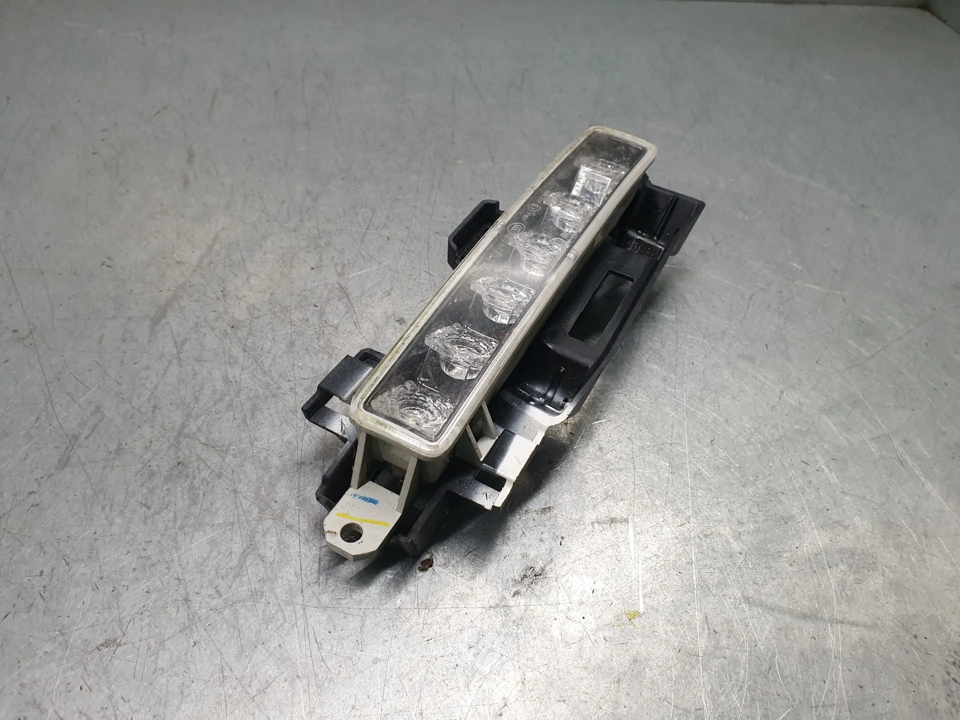 Lumière diurne gauche PEUGEOT 108 Imagem-2