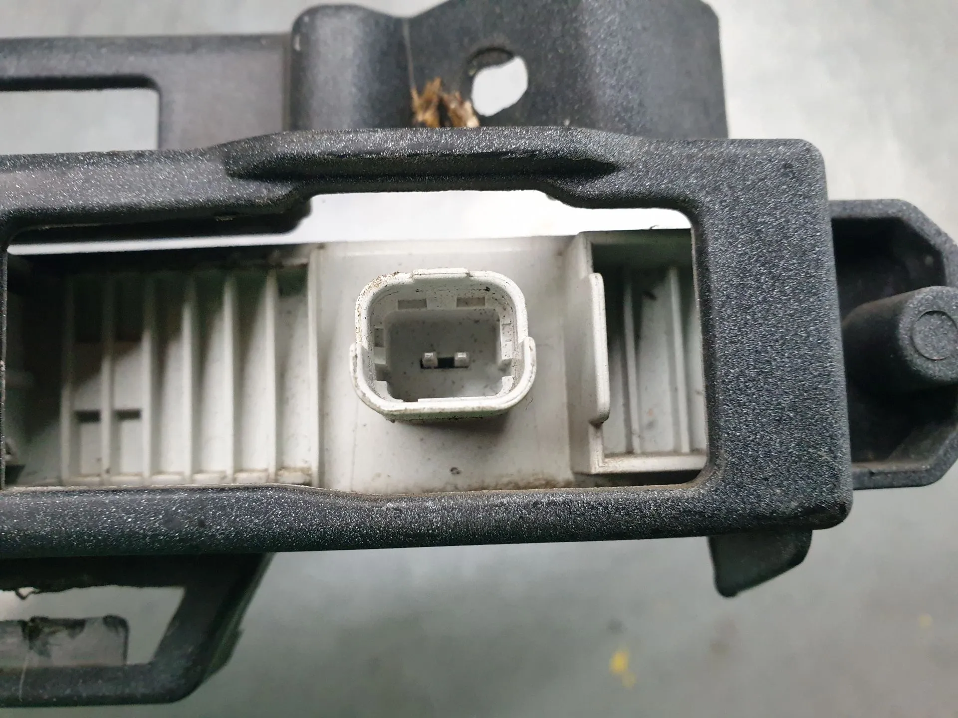 Lumière diurne gauche PEUGEOT 108 Imagem-4