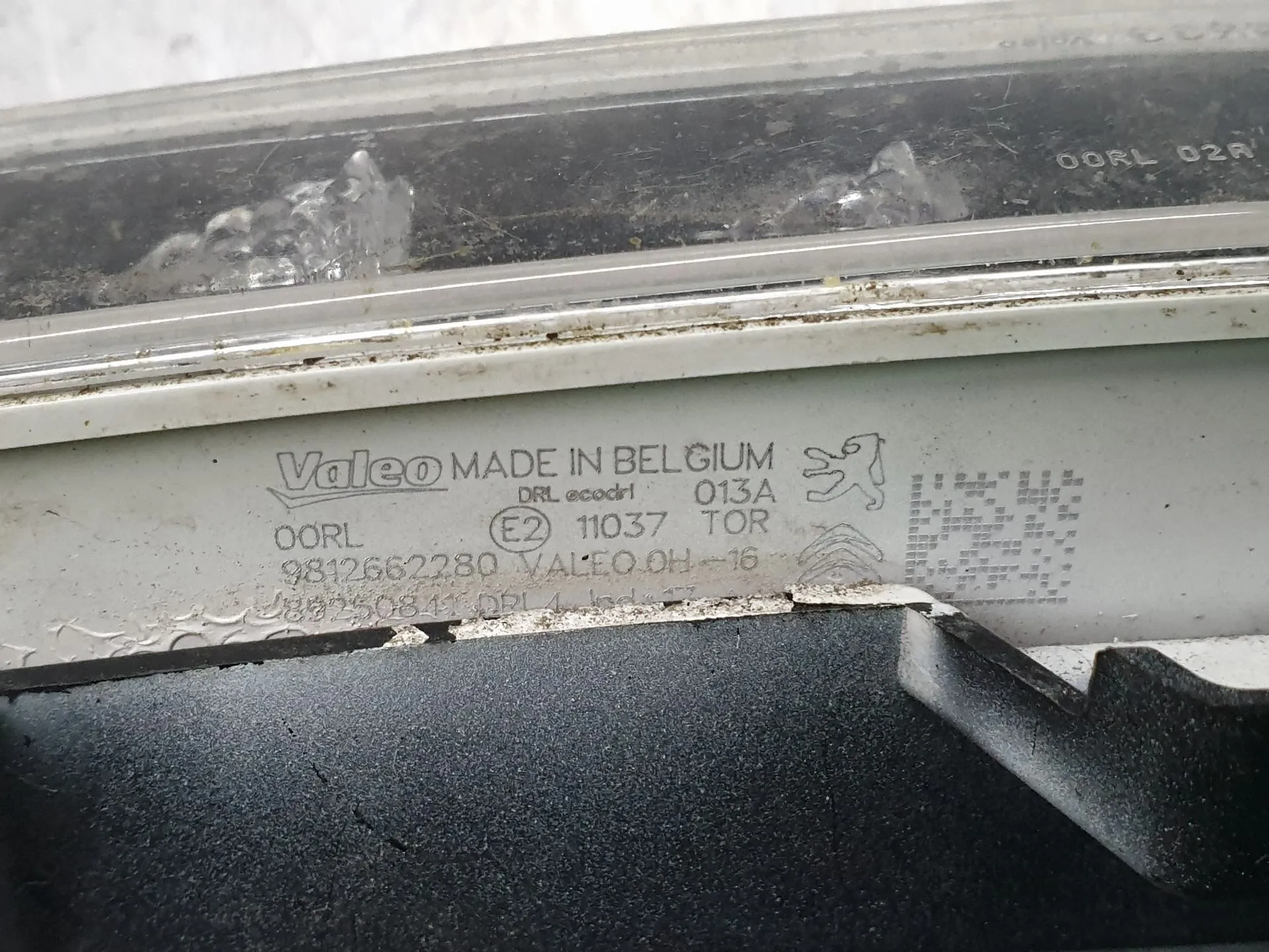 Lumière diurne gauche PEUGEOT 108 Imagem-5