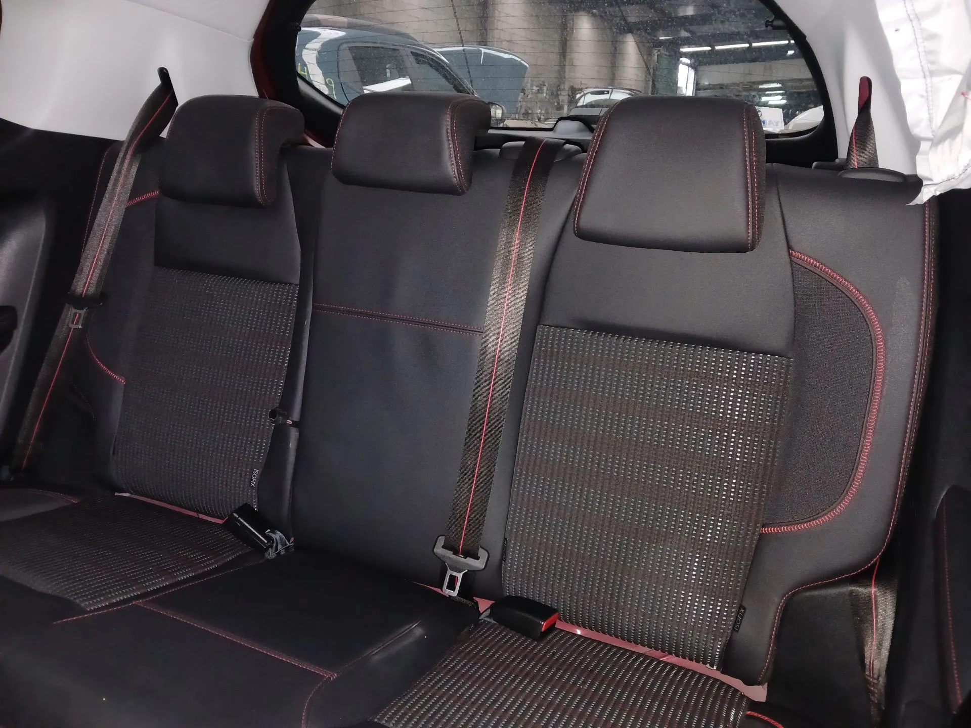 Conjunto de Bancos PEUGEOT 208 Imagem-9