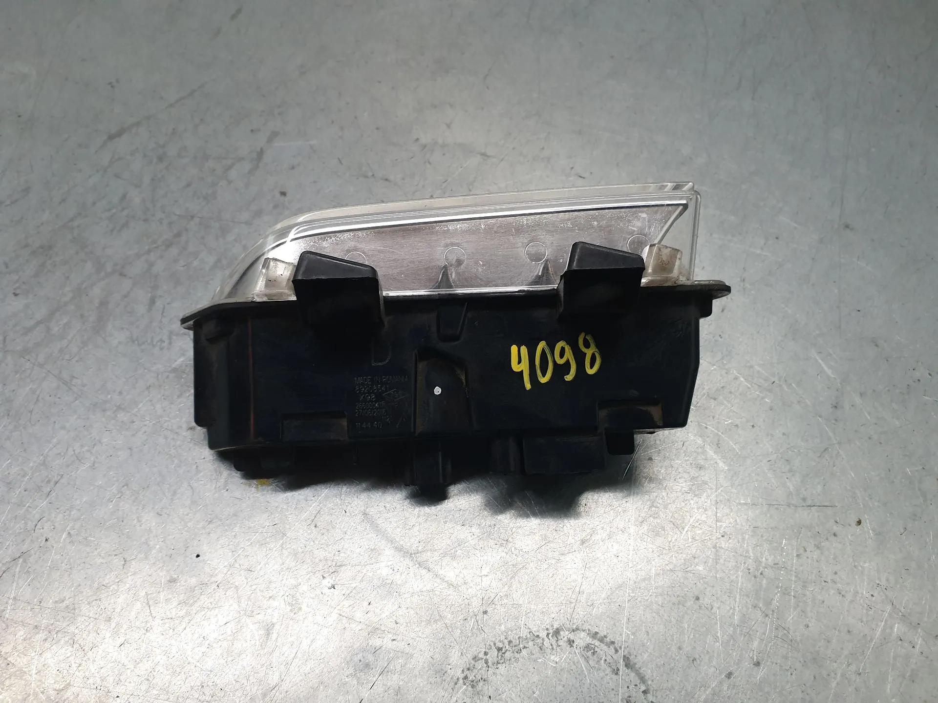 Daytime running light right RENAULT Captur (J5_) Imagem-4