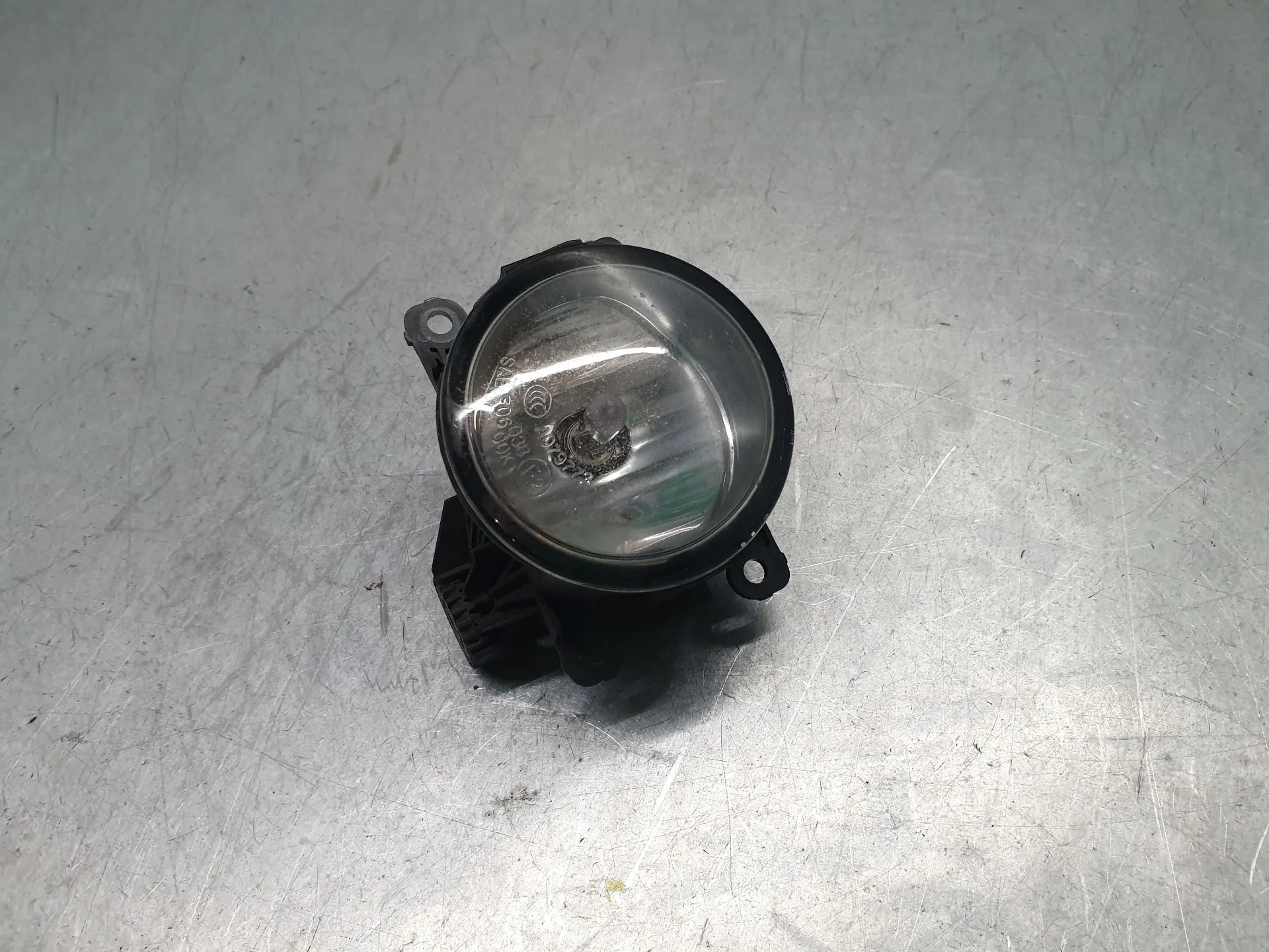 Left front fog light RENAULT Captur (J5_) Imagem-1