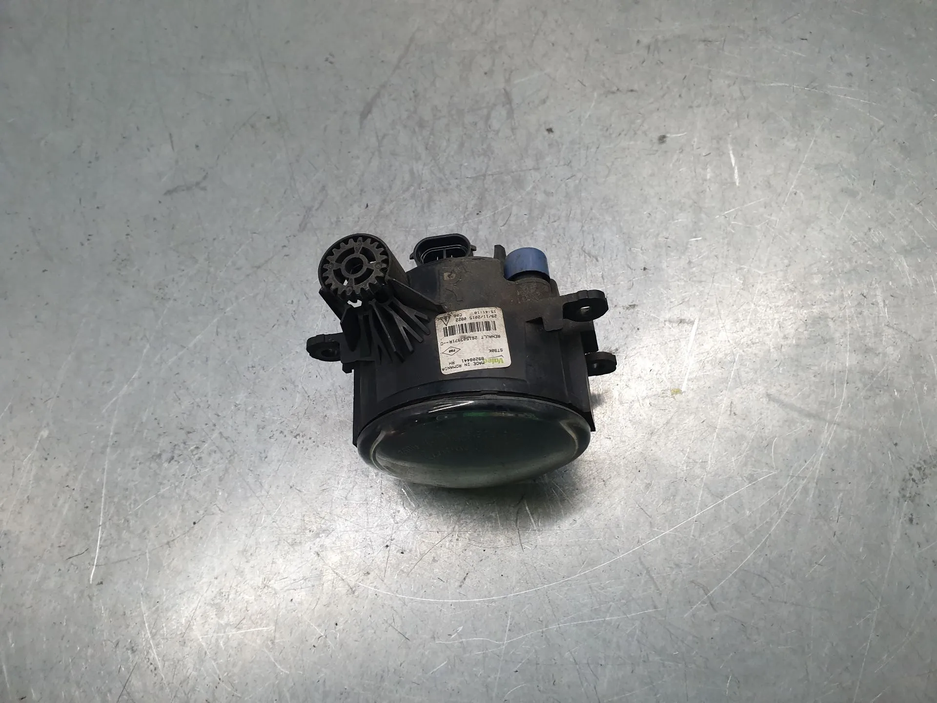 Right front fog light  RENAULT Captur (J5_) Imagem-3