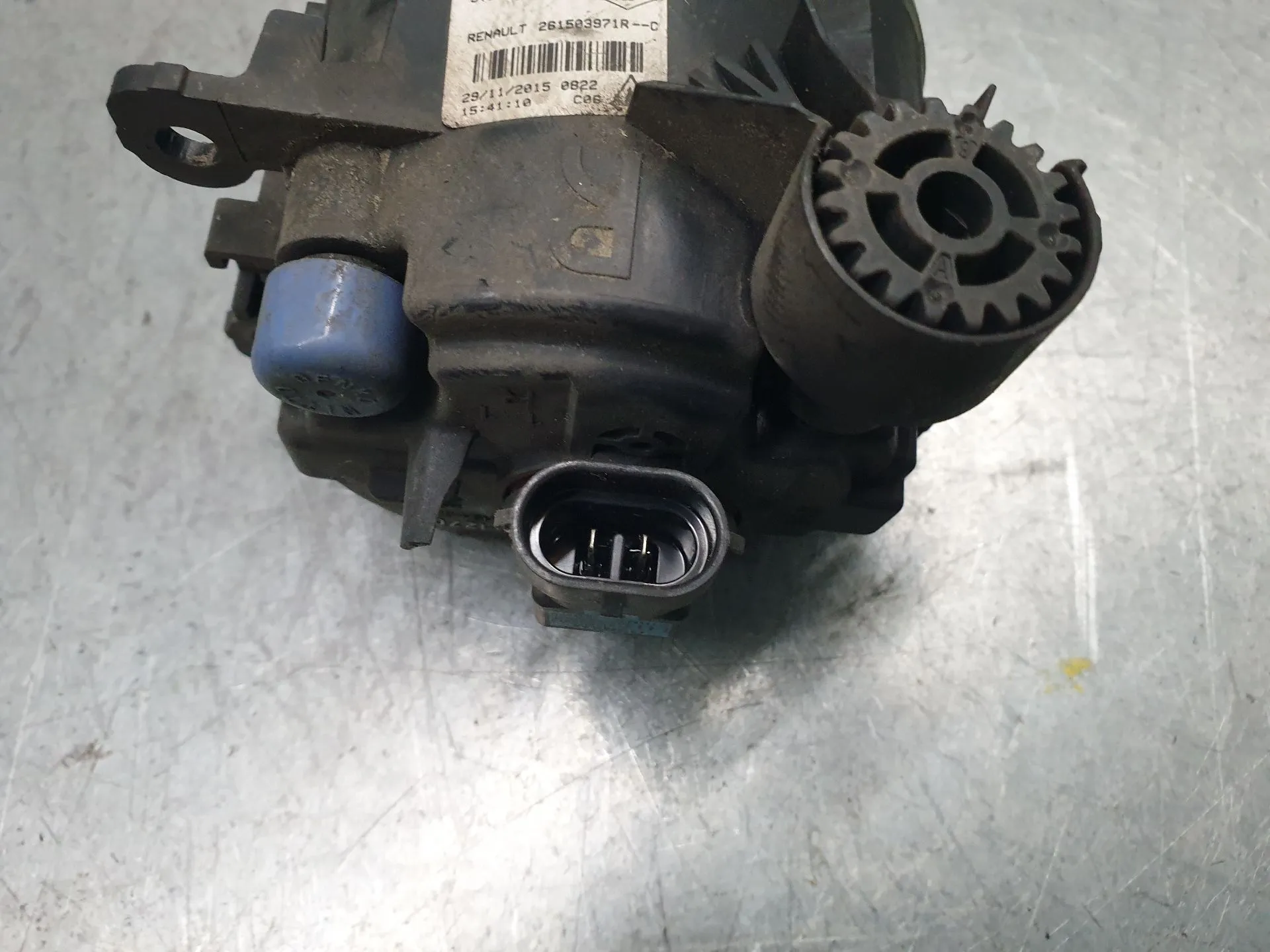 Right front fog light  RENAULT Captur (J5_) Imagem-5