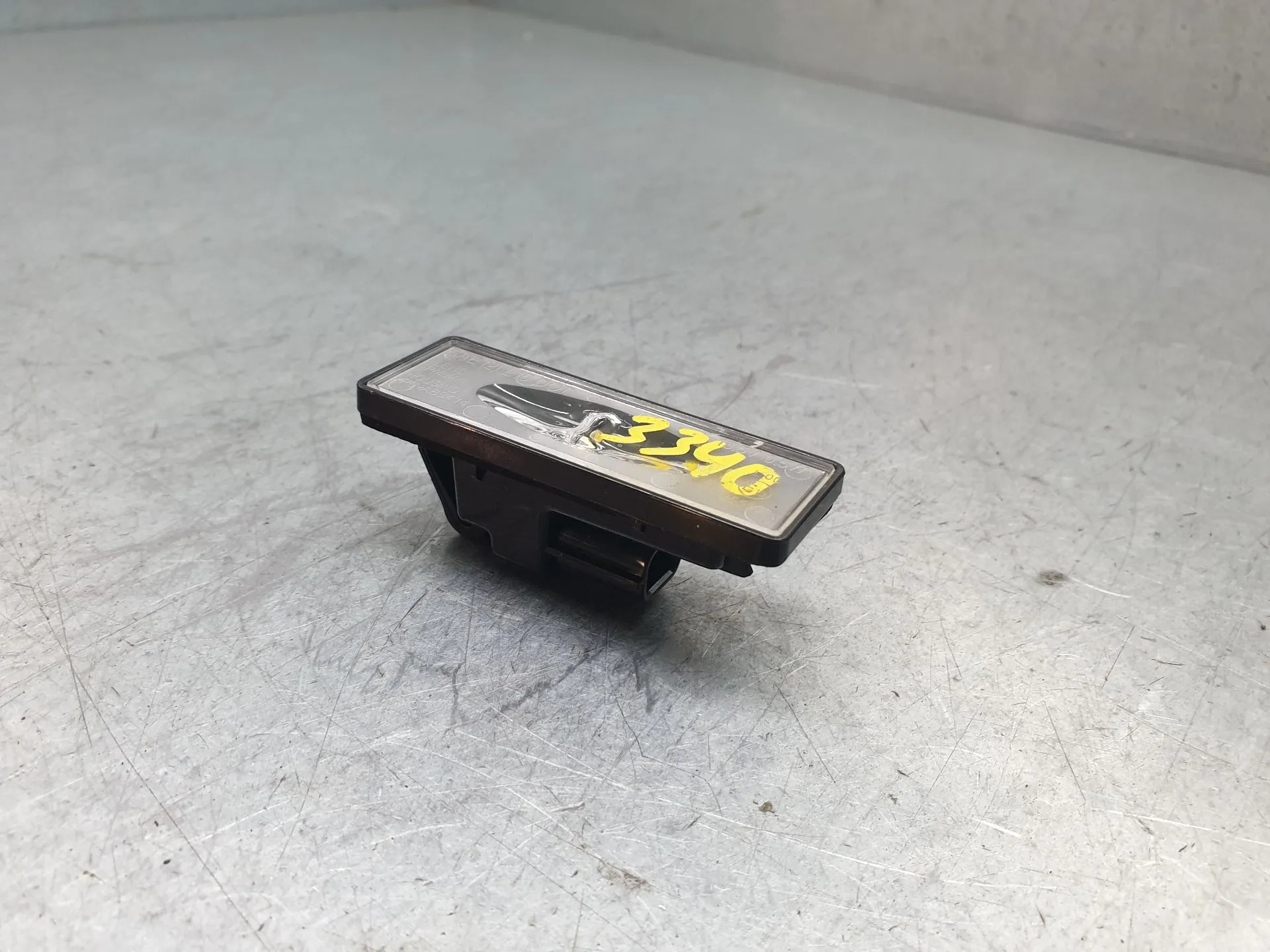 Feu de plaque DACIA Duster III (P1310) Imagem-2