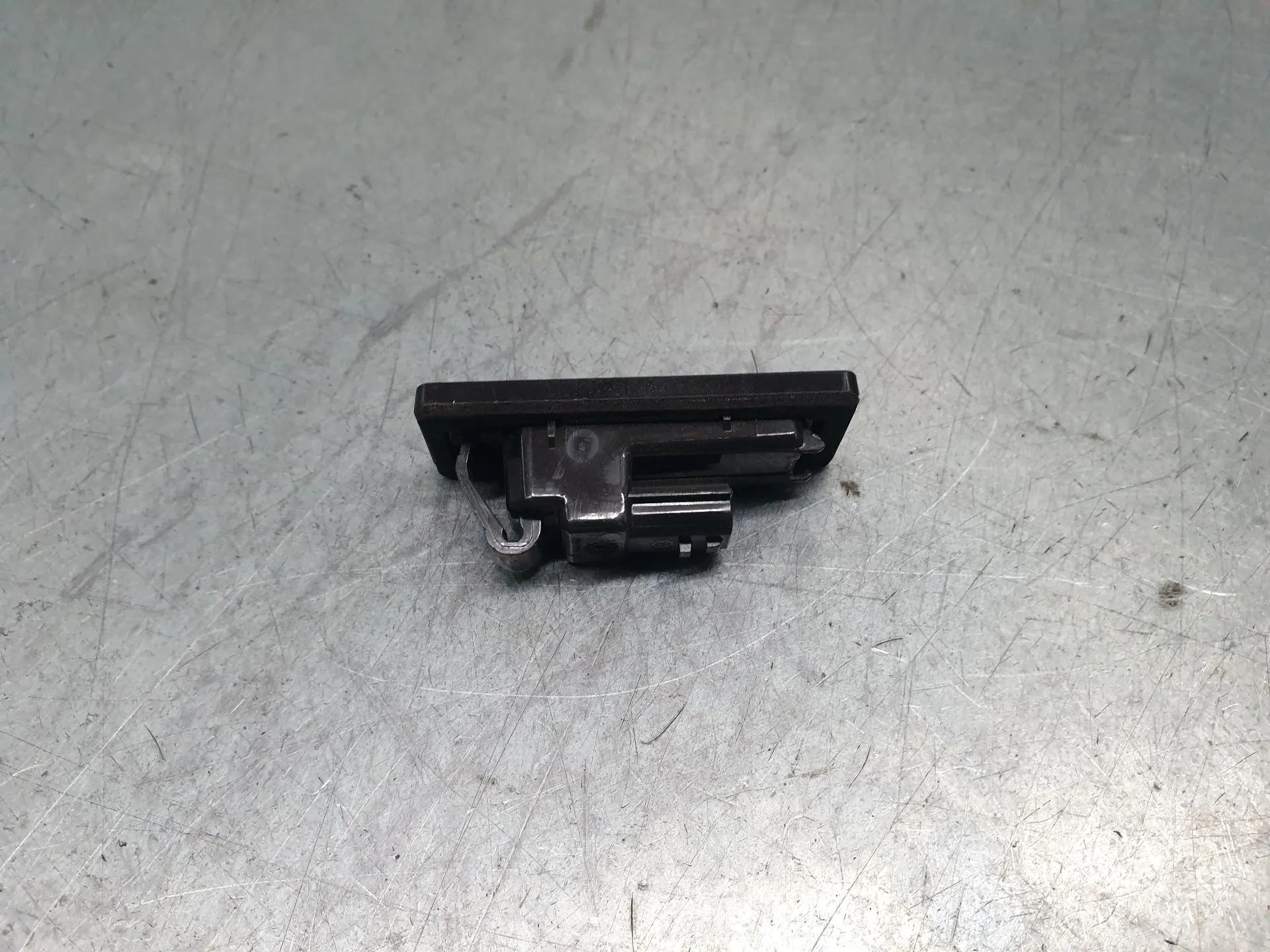 Feu de plaque DACIA Duster III (P1310) Imagem-3