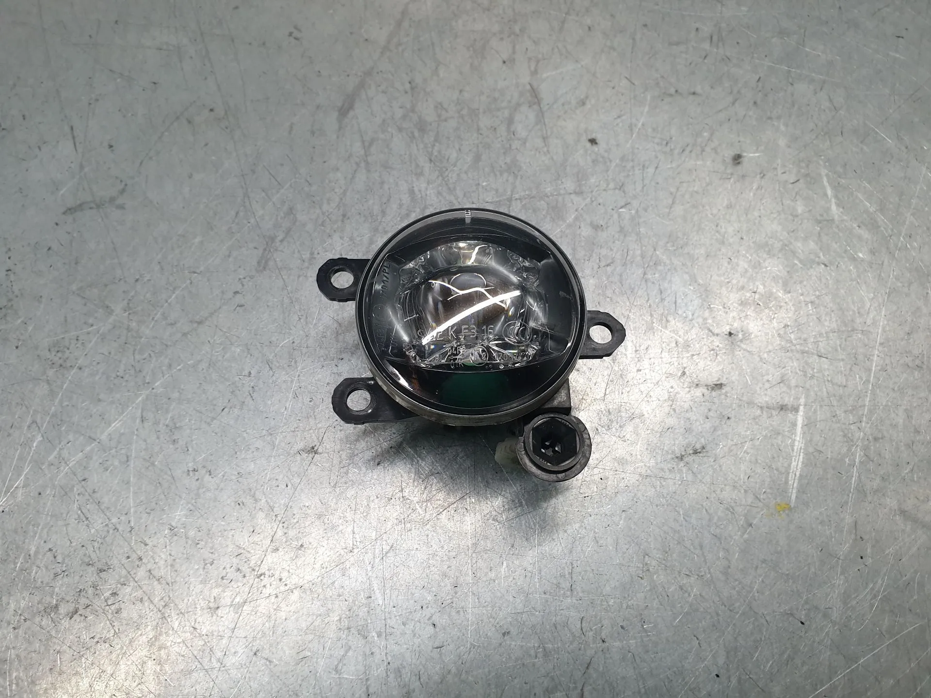 Feu antibrouillard Avant Droite FORD Puma (J2K, CF7) Imagem-1