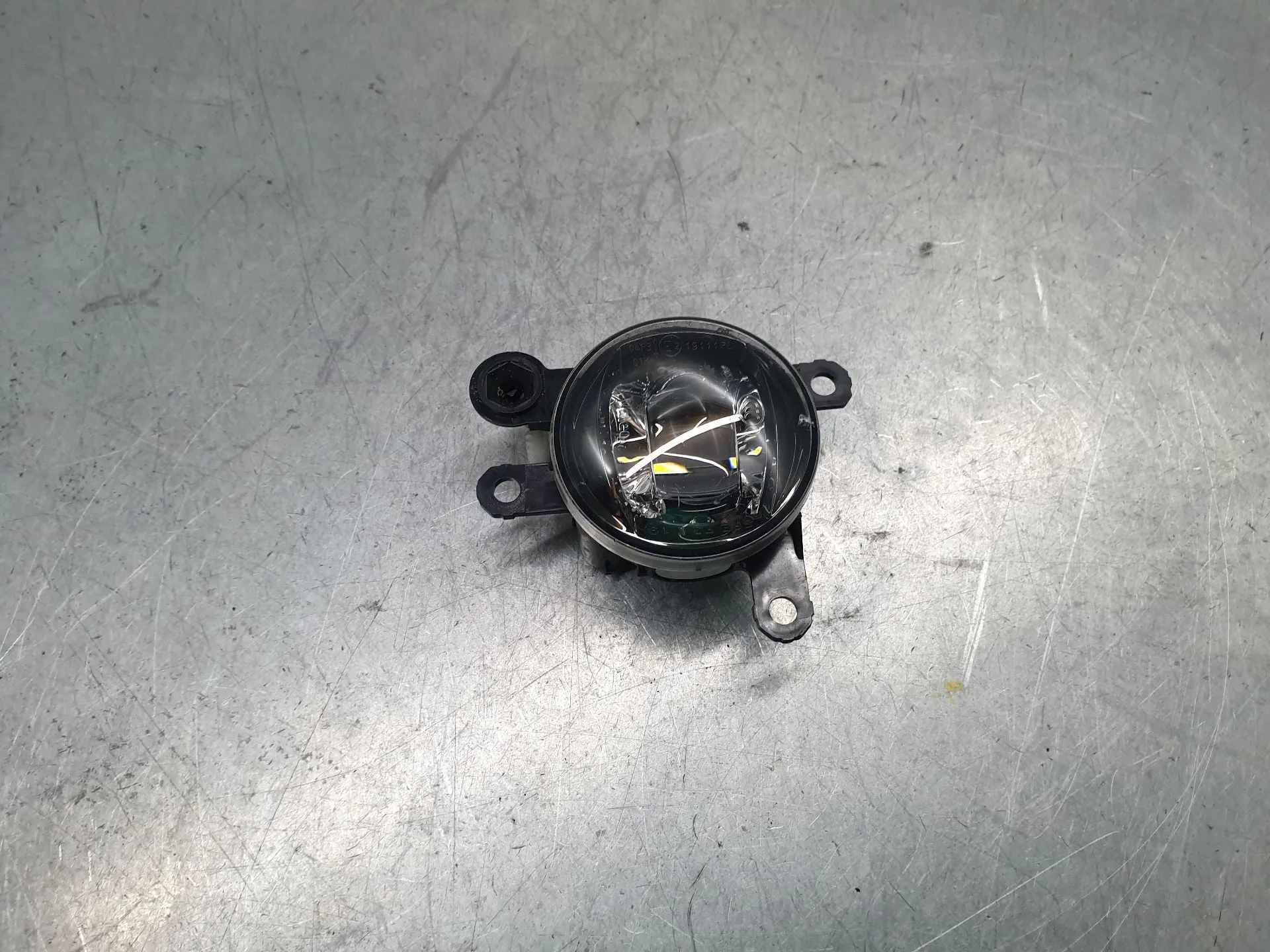 Feu antibrouillard Avant Droite PEUGEOT Rifter