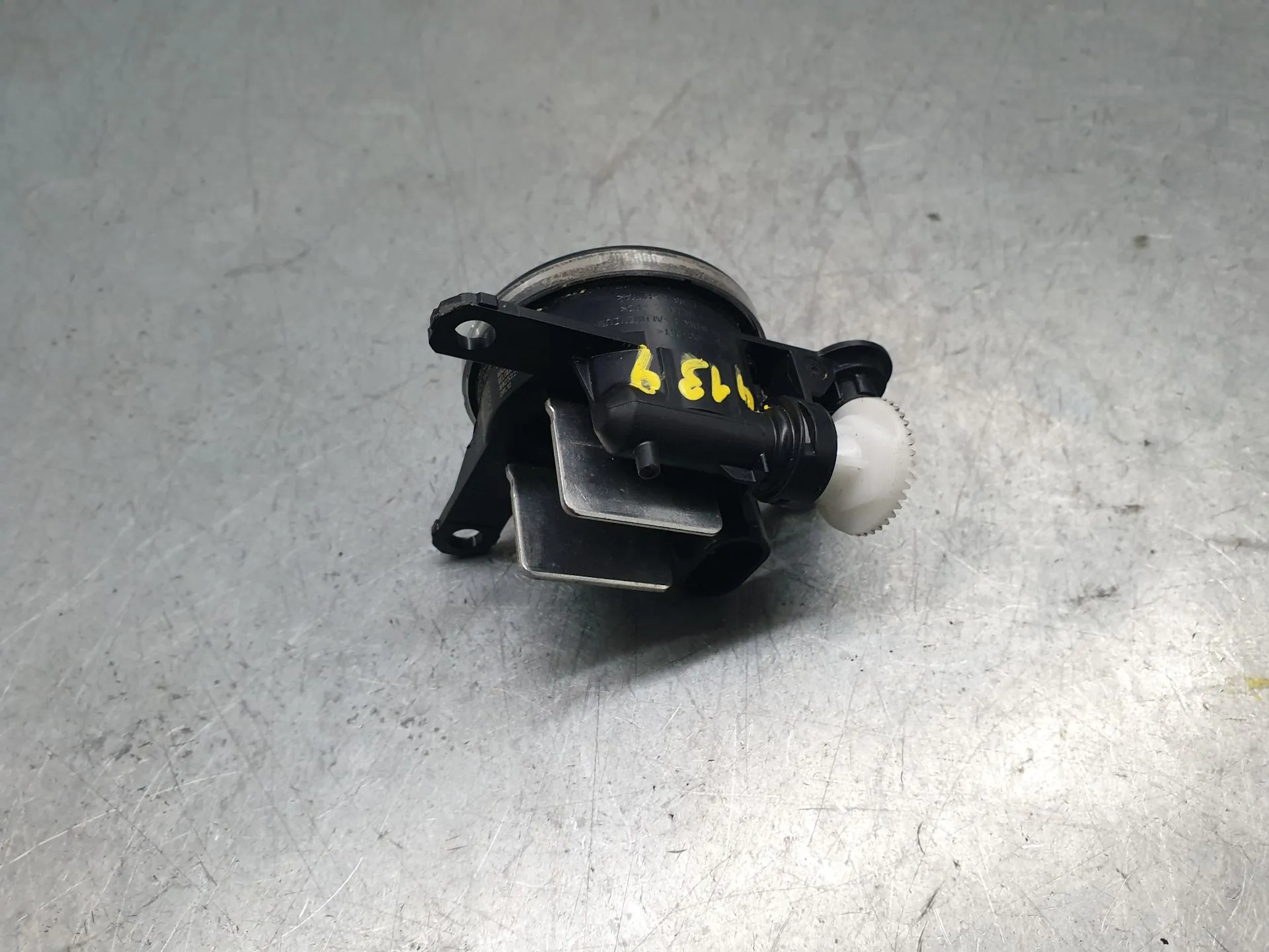 Feu antibrouillard Avant Droite PEUGEOT Rifter Imagem-4