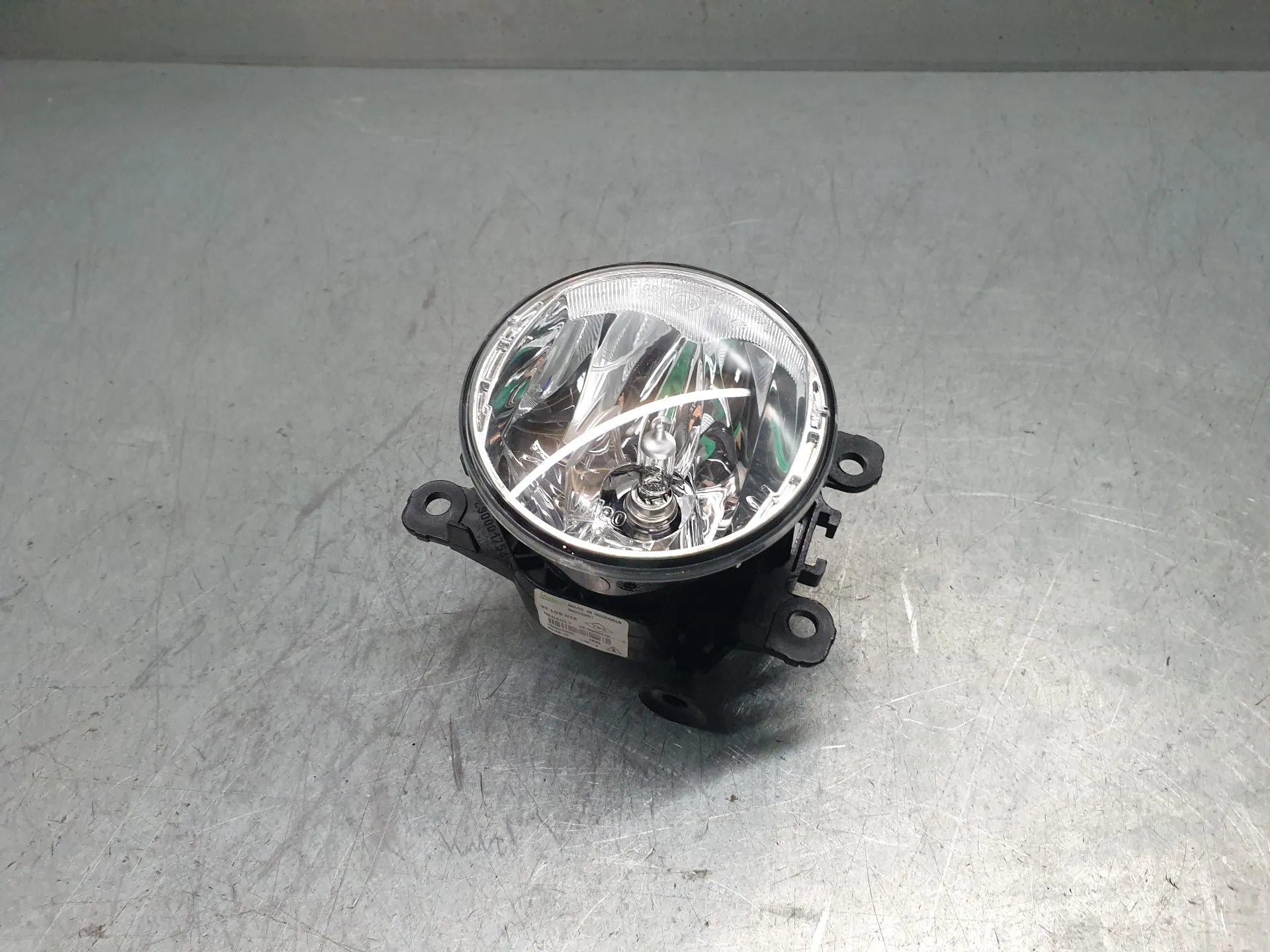 Feu antibrouillard Avant Droite RENAULT Megane IV (B9A/M_) Imagem-1