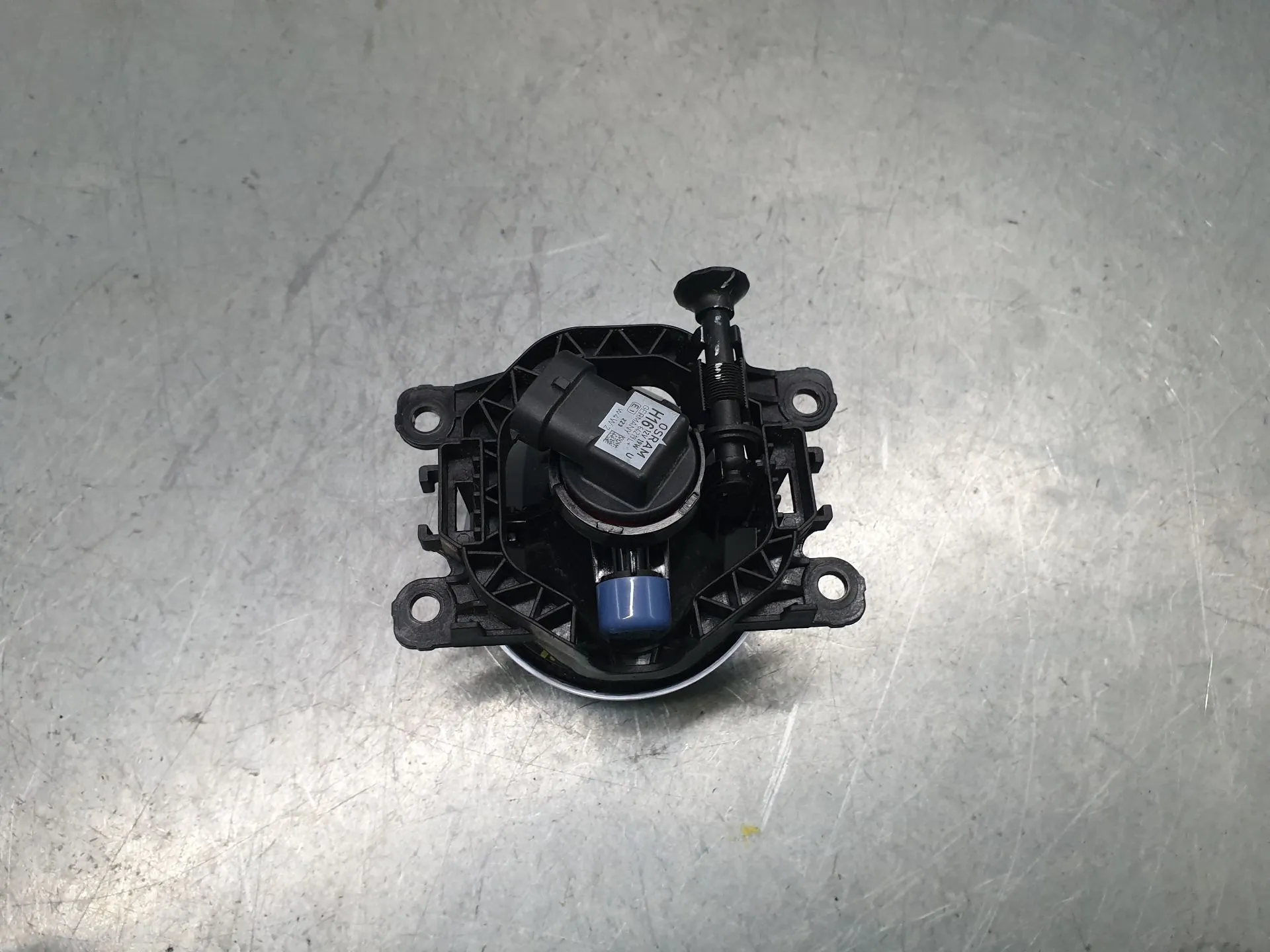 Feu antibrouillard Avant Droite RENAULT Megane IV (B9A/M_) Imagem-4