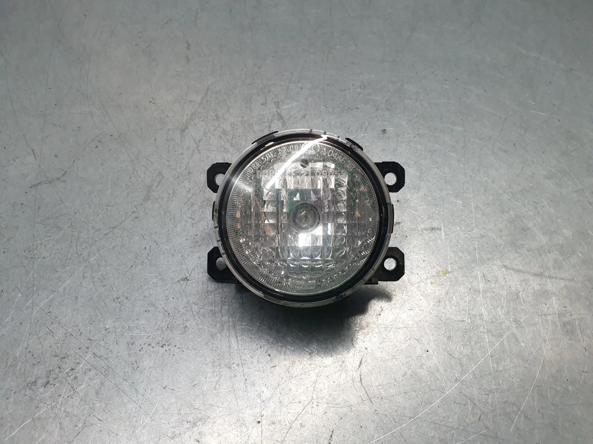 Feu antibrouillard Avant Gauche MERCEDES-BENZ Citan (415)