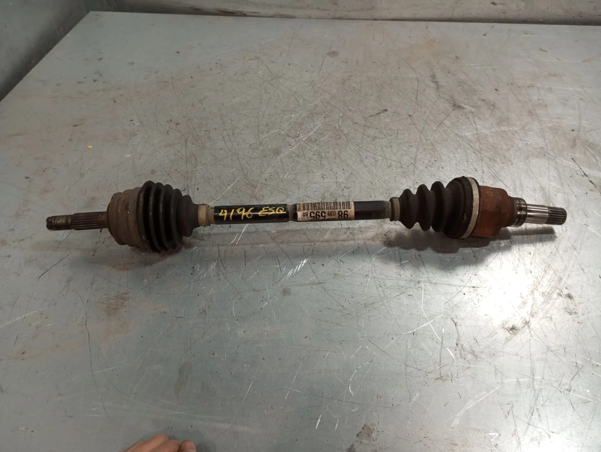 Left front driveshaft PEUGEOT 208