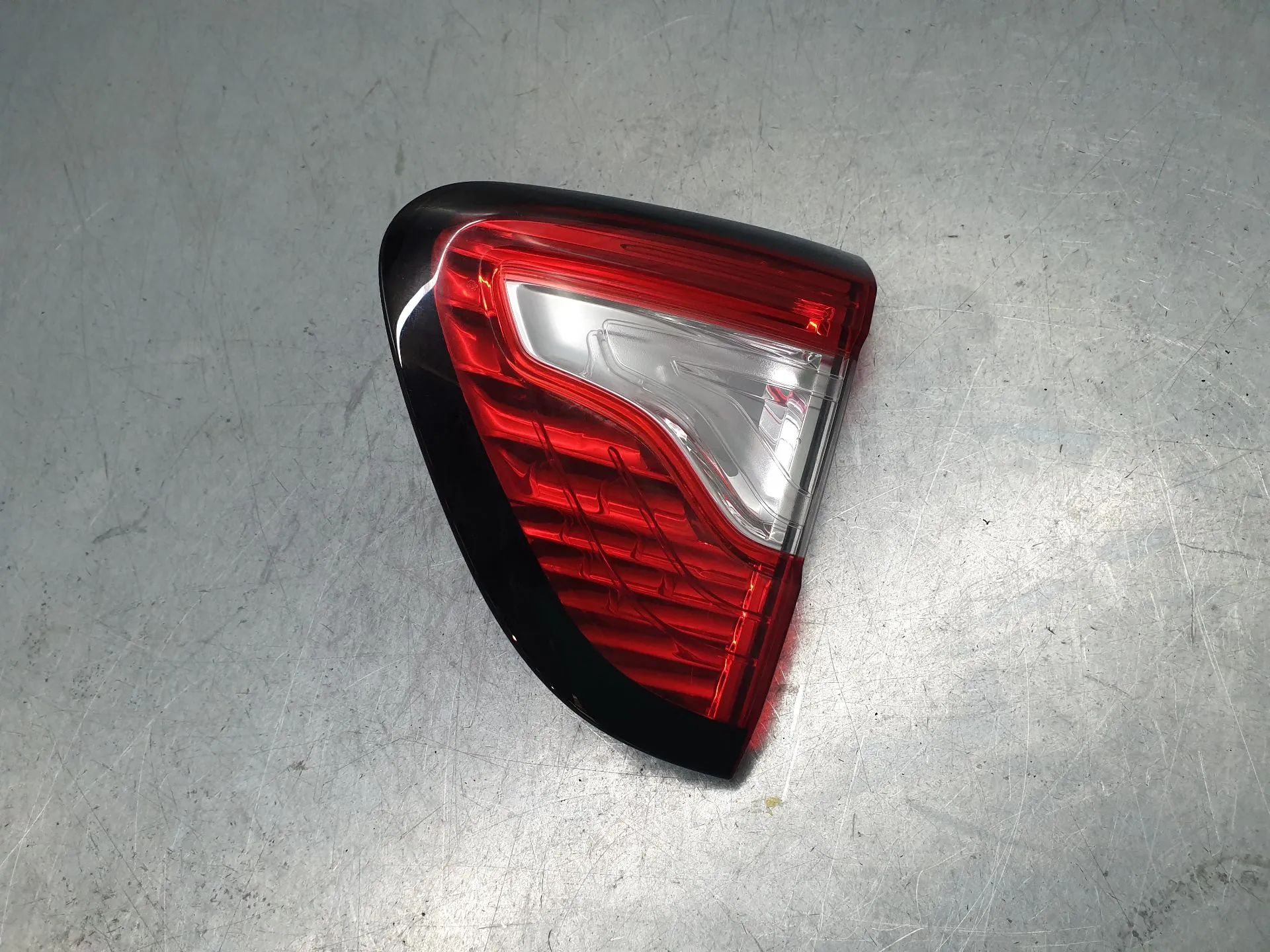 Réflecteur hayon Droite RENAULT Captur (J5_)