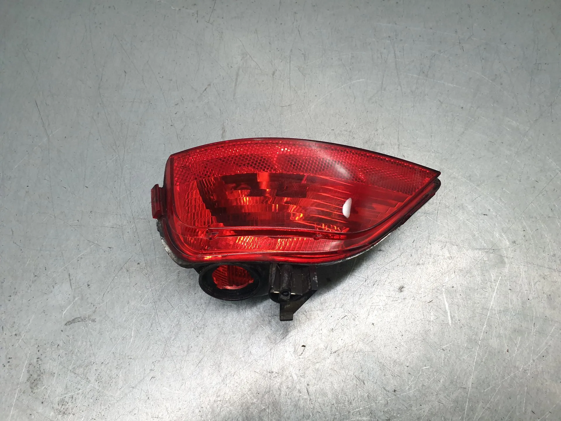 Left rear fog light RENAULT Megane IV (B9A/M_)