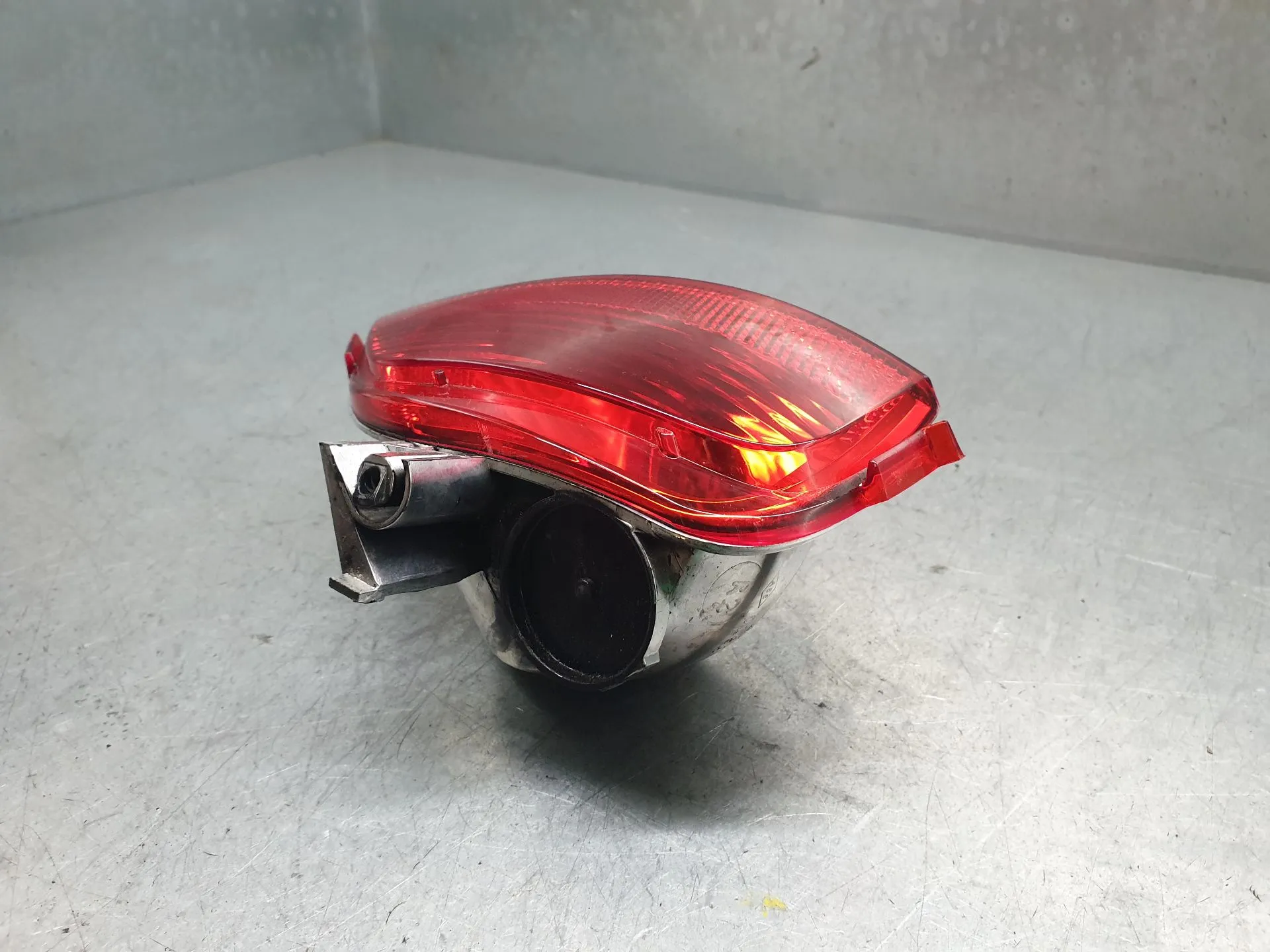 Feu antibrouillard Arrière Droite DACIA Sandero III Imagem-1