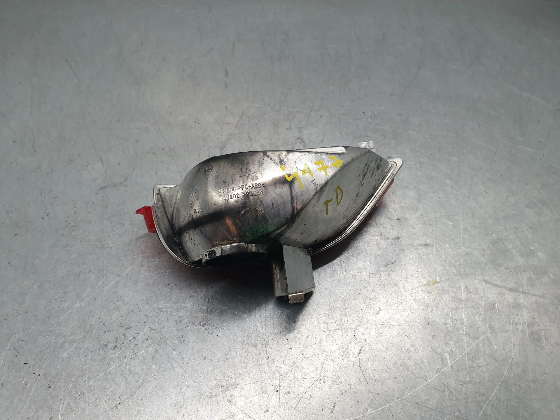 Feu antibrouillard Arrière Droite DACIA Sandero III Imagem-5