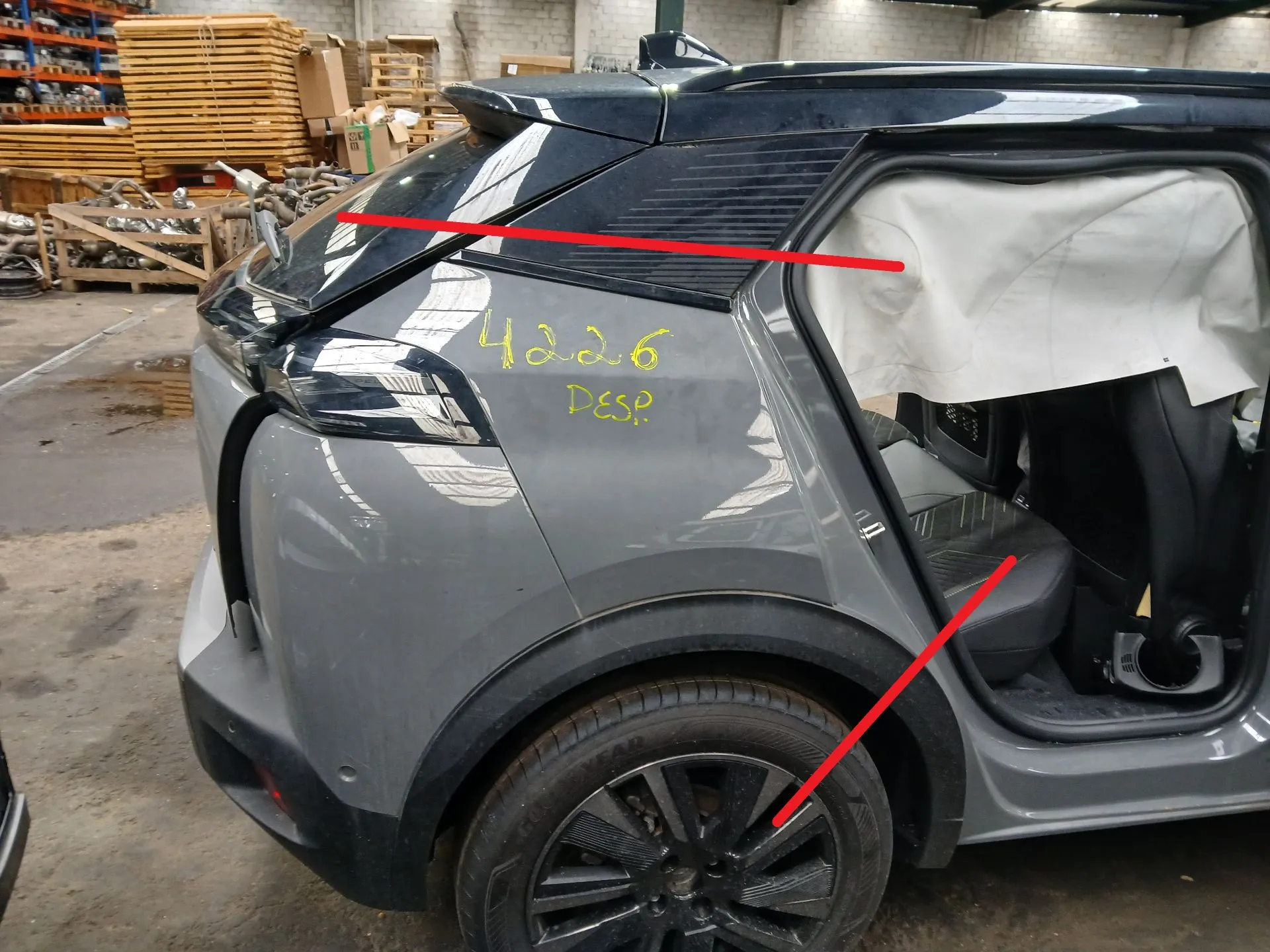 Pannello posteriore destro PEUGEOT 2008 II (U_)