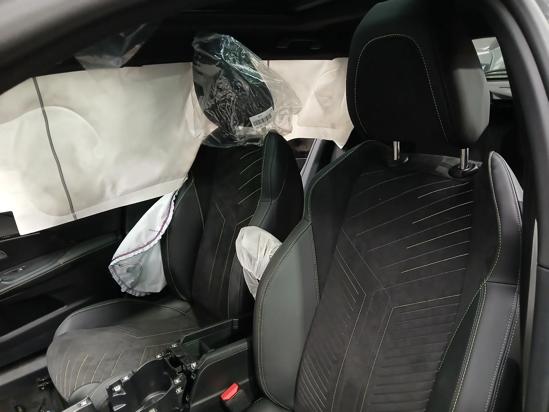 Conjunto de Bancos PEUGEOT 2008 II (U_) Imagem-0