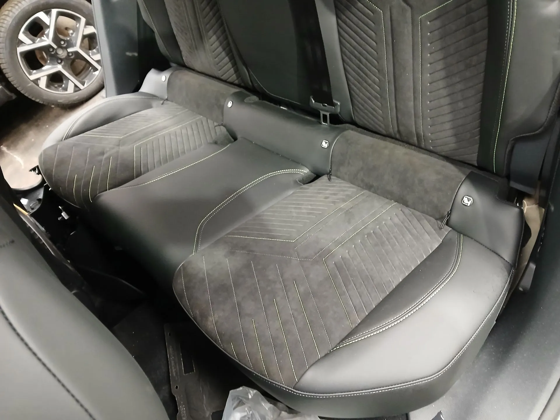 Conjunto de Bancos PEUGEOT 2008 II (U_) Imagem-10