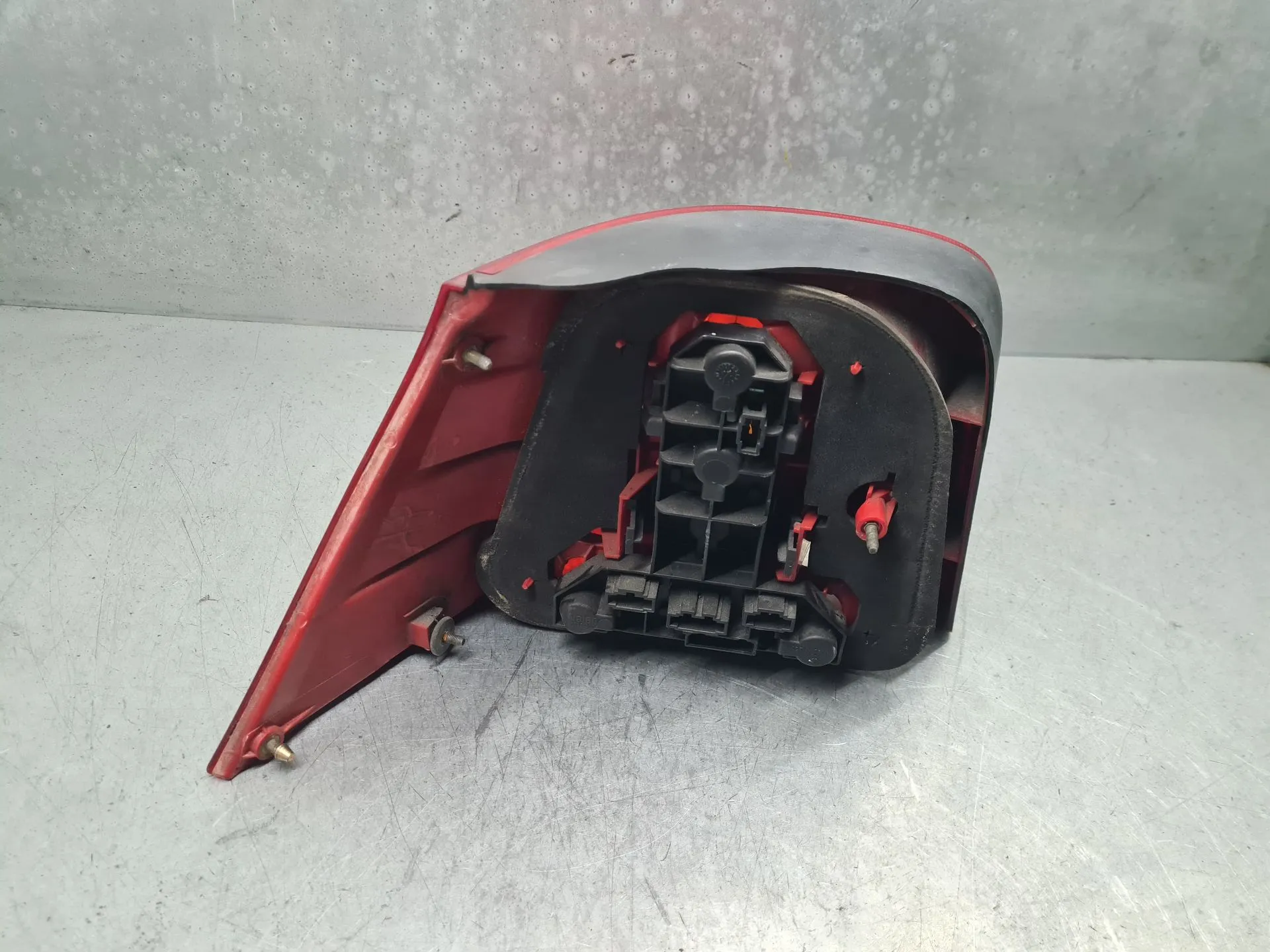 Feu arrière Droite VOLKSWAGEN Golf IV (1J1) Imagem-3