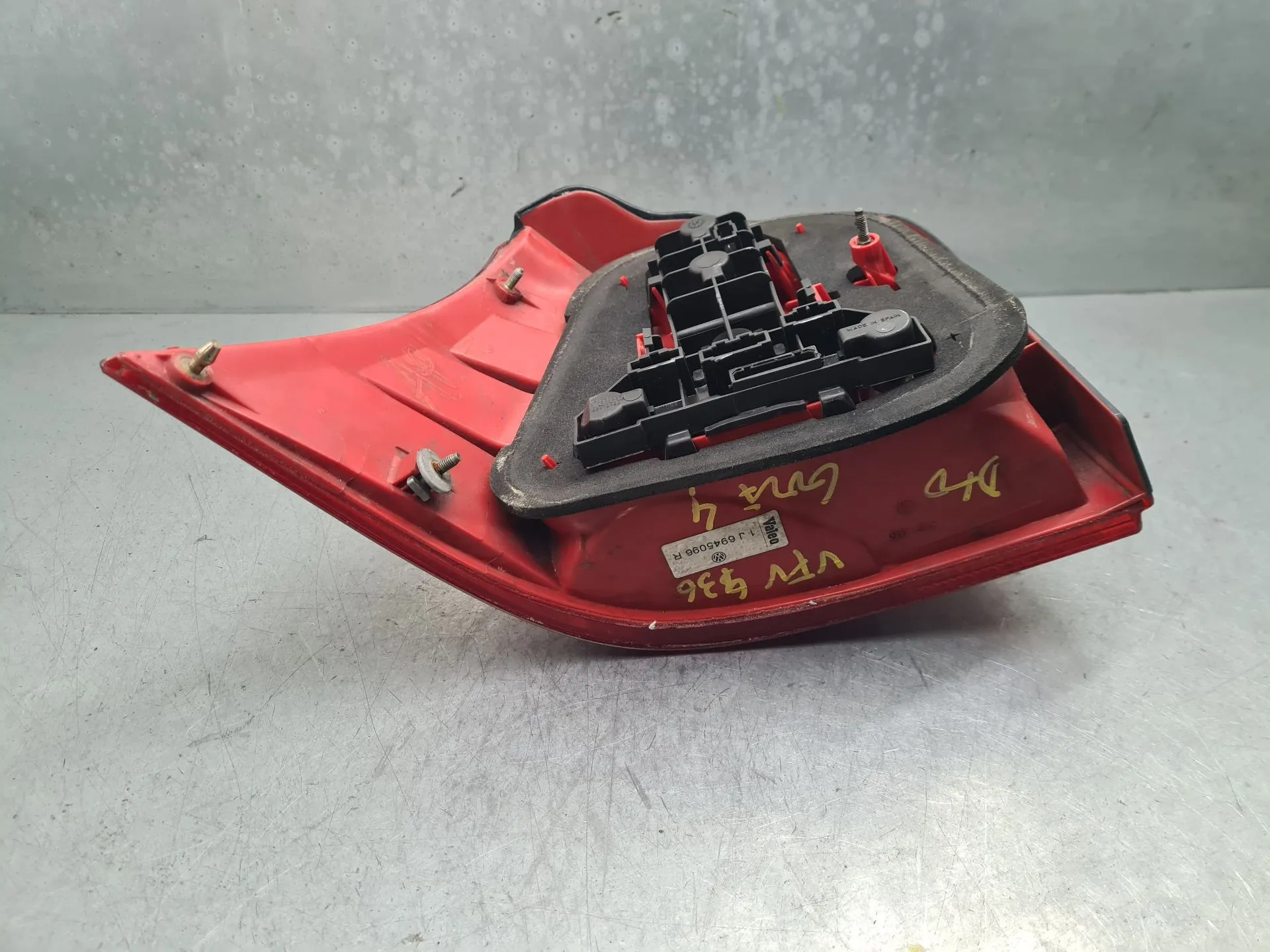 Feu arrière Droite VOLKSWAGEN Golf IV (1J1) Imagem-5