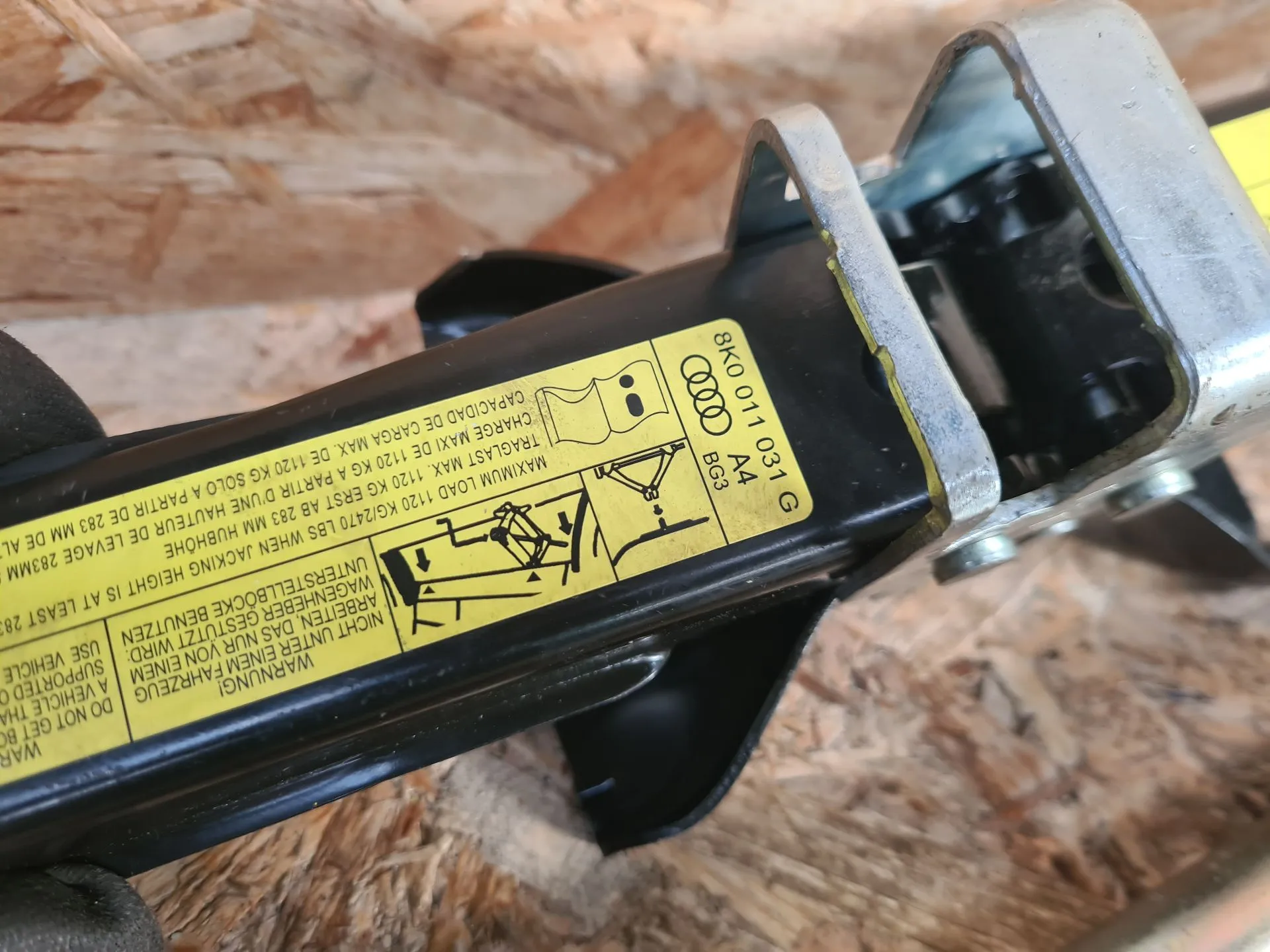 Cric AUDI A4 Avant (8K5, B8) Imagem-2