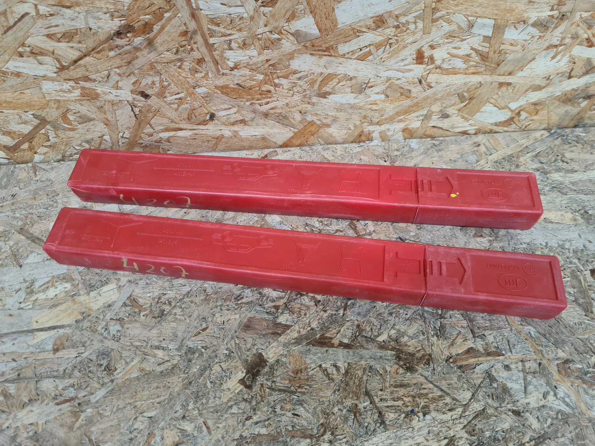 Triângulo de sinalização FORD Fiesta VI (CB1, CCN)