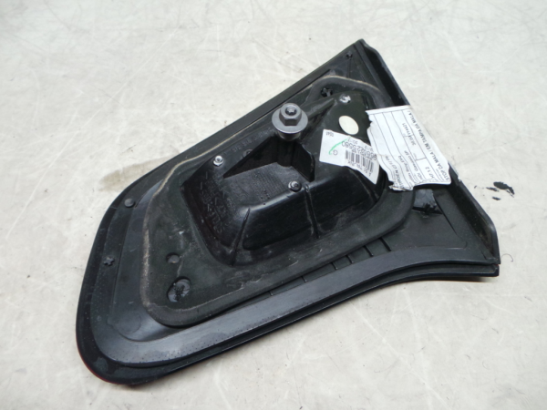 Réflecteur hayon gauche CITROËN C3 II (SC_) Imagem-1