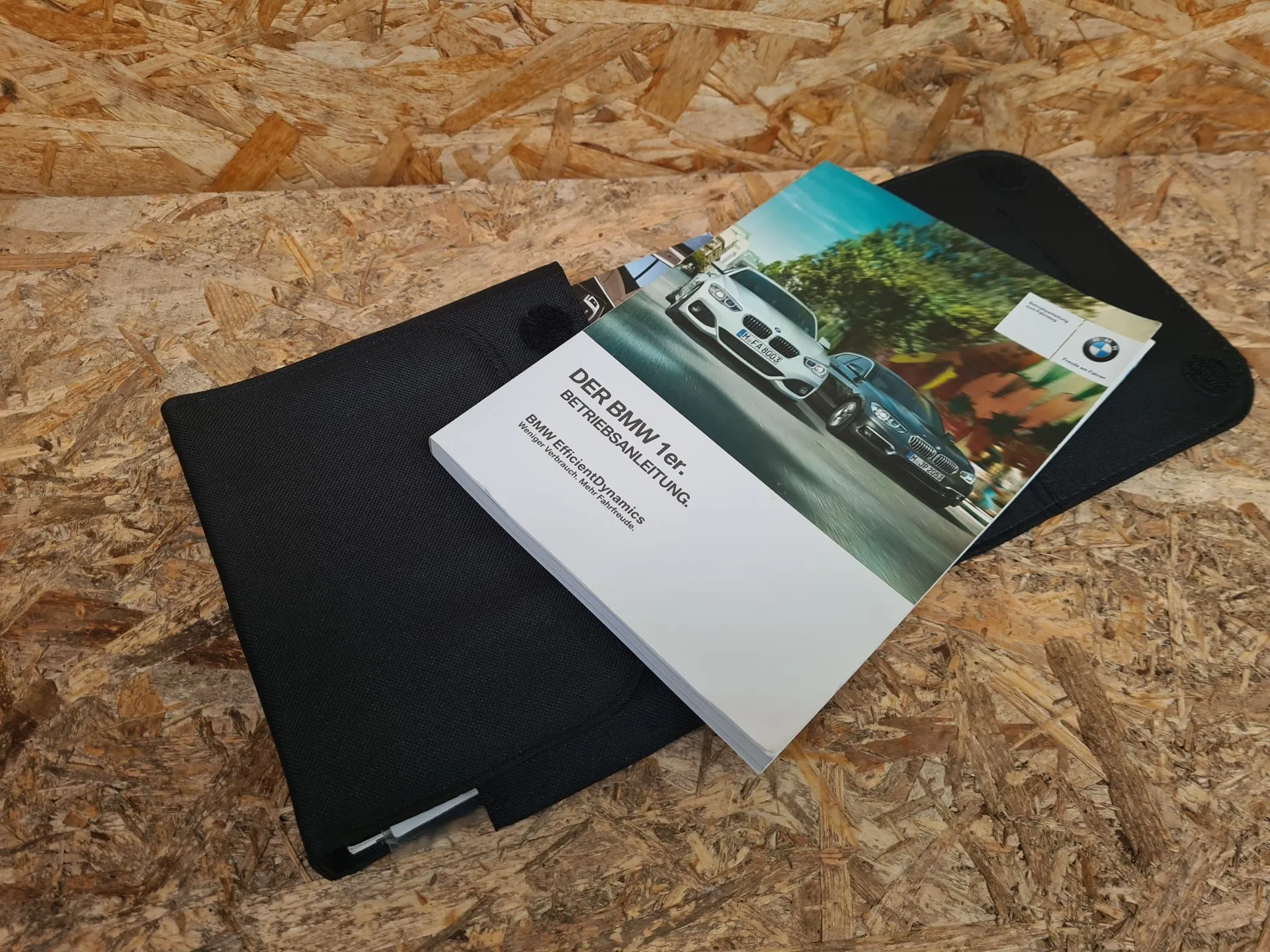 Borsa con manuale dell’utente del veicolo BMW 1 (F20) Imagem-1