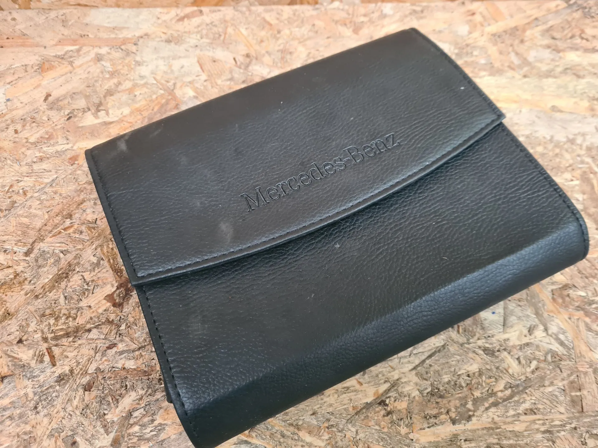 Bolsa com manual de utilizador do veículo MERCEDES-BENZ CLA Shooting Brake (X117)