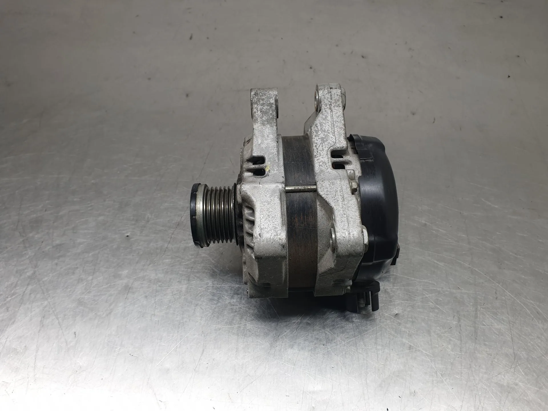 Alternador FORD Fiesta VI (CB1, CCN) Imagem-1