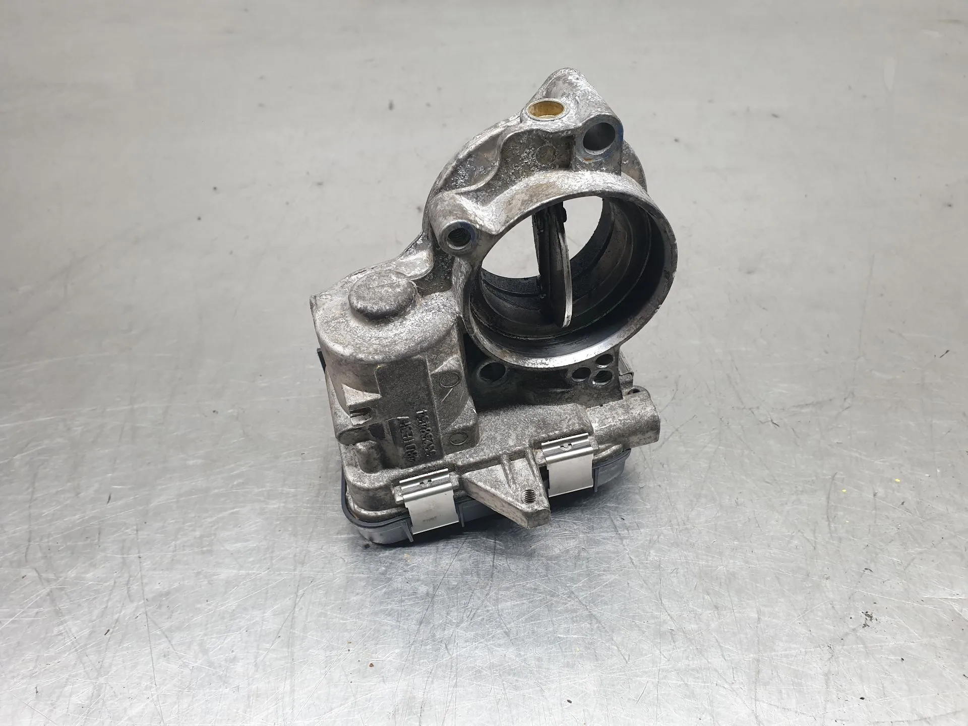 Throttle body ALFA ROMEO Stelvio (949_) Imagem-1