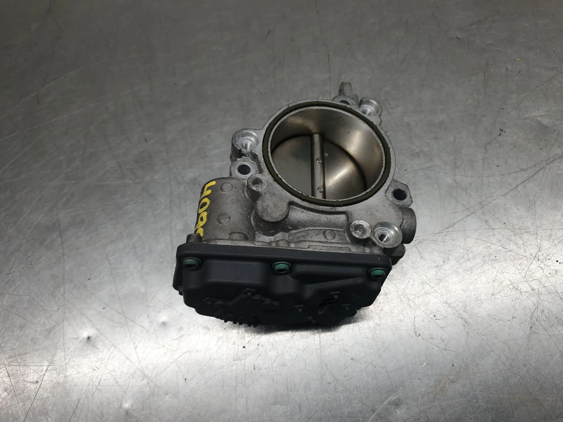 Throttle body BMW 1 (F21)