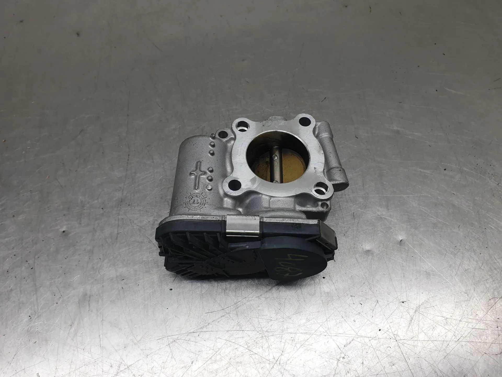Throttle body OPEL Corsa E
