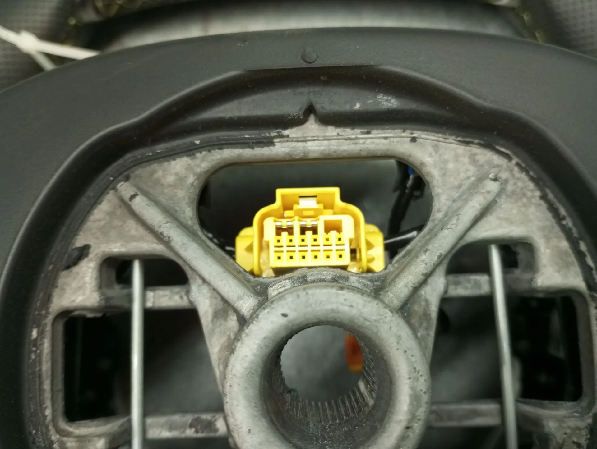 Volante PEUGEOT 208 II Imagem-6