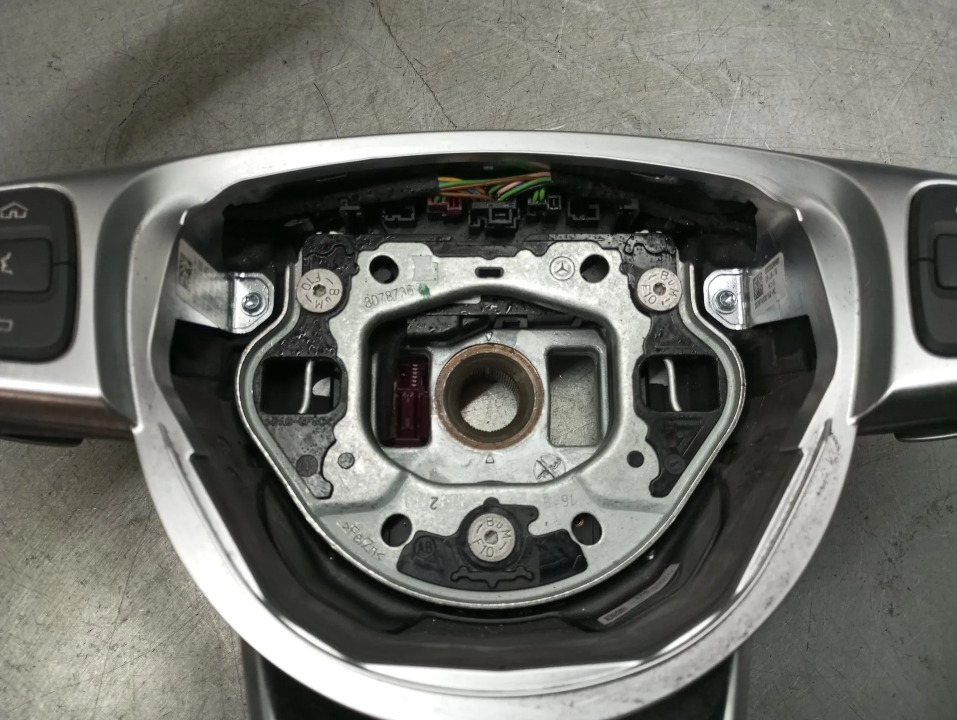 Volante MERCEDES-BENZ Classe C Carrinha (S205) Imagem-1