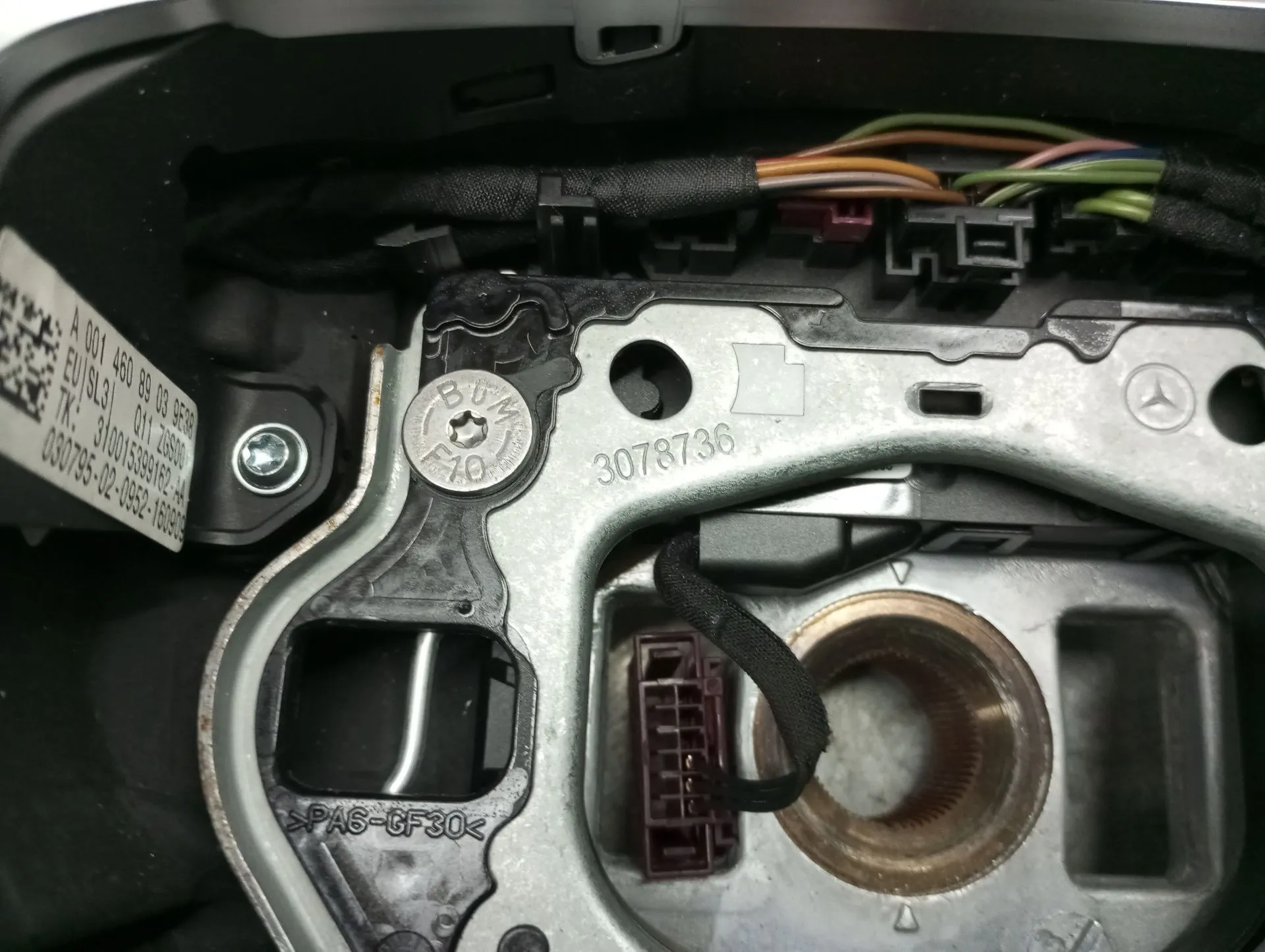 Volante MERCEDES-BENZ GLA (X156) Imagem-5