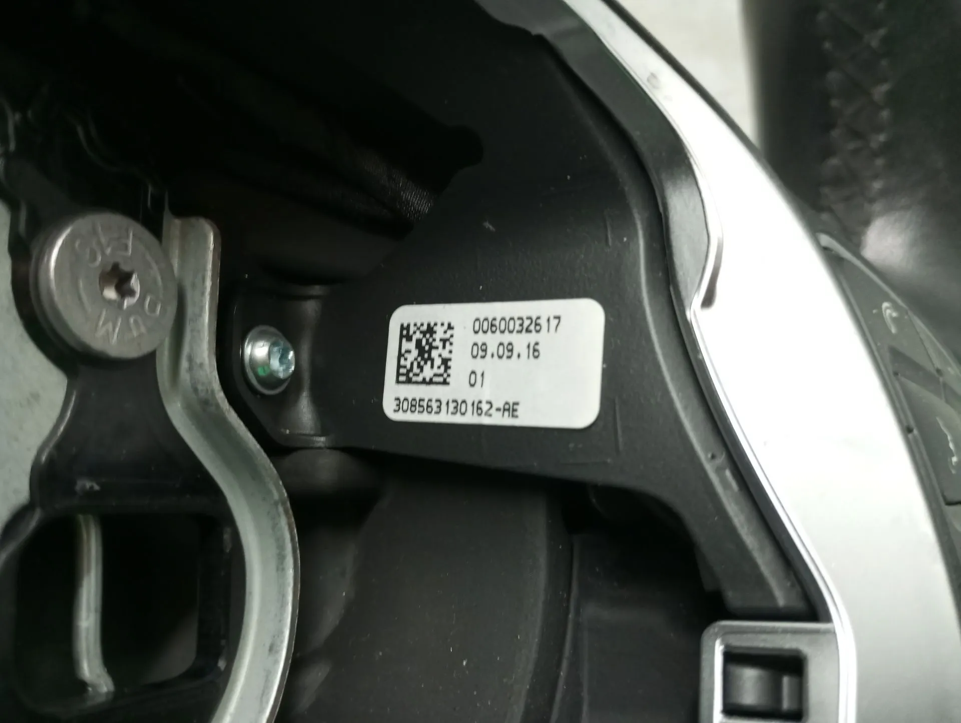 Volante MERCEDES-BENZ GLA (X156) Imagem-6