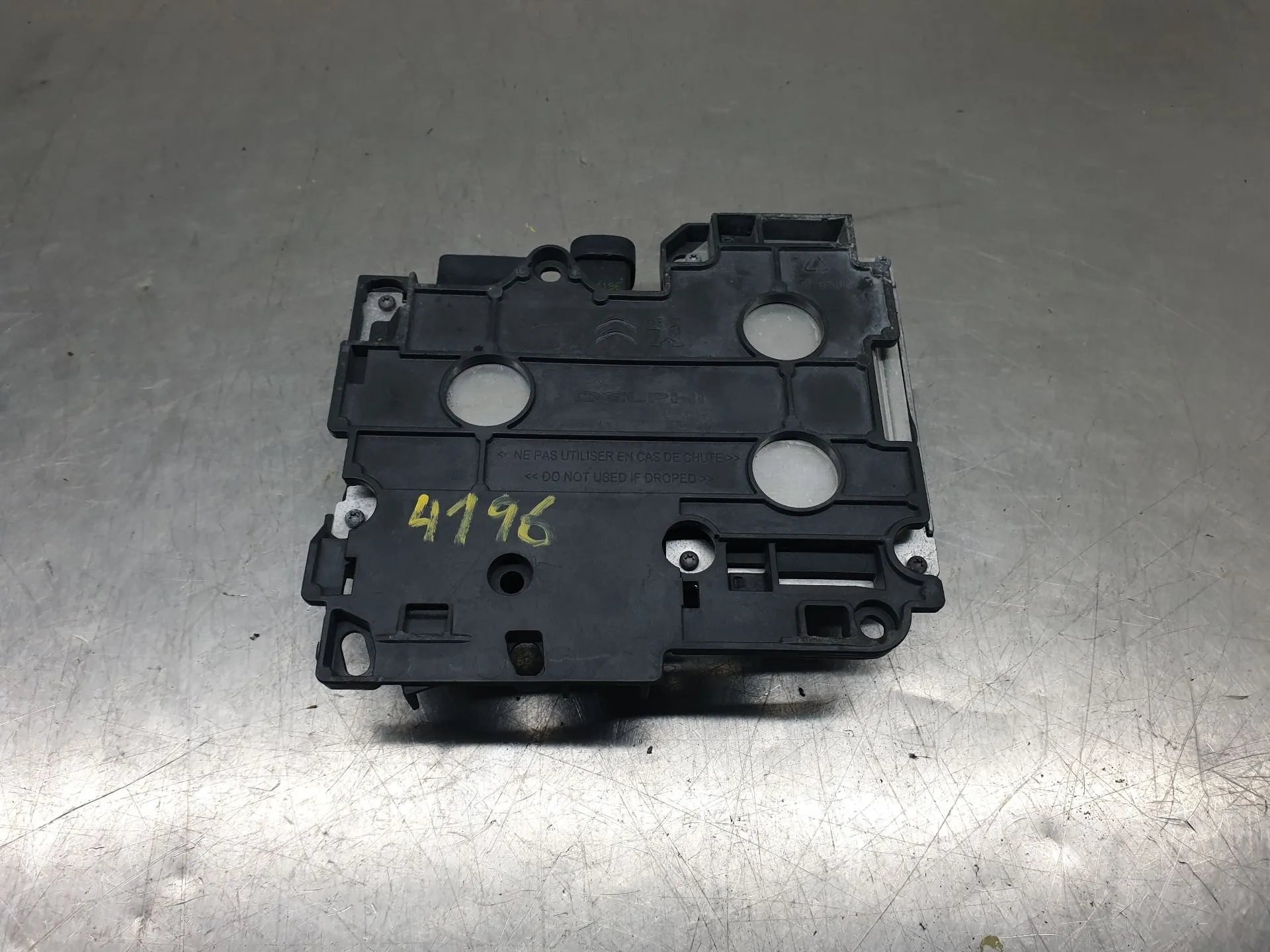 Start/Stop control unit/ ECU PEUGEOT 208 Imagem-2