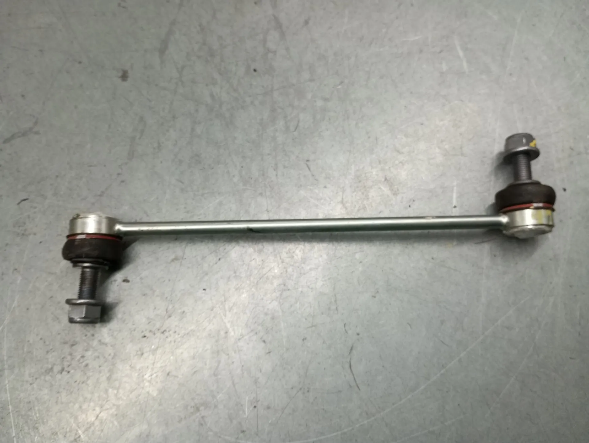 Tie rods / stabilizer links DACIA Sandero III