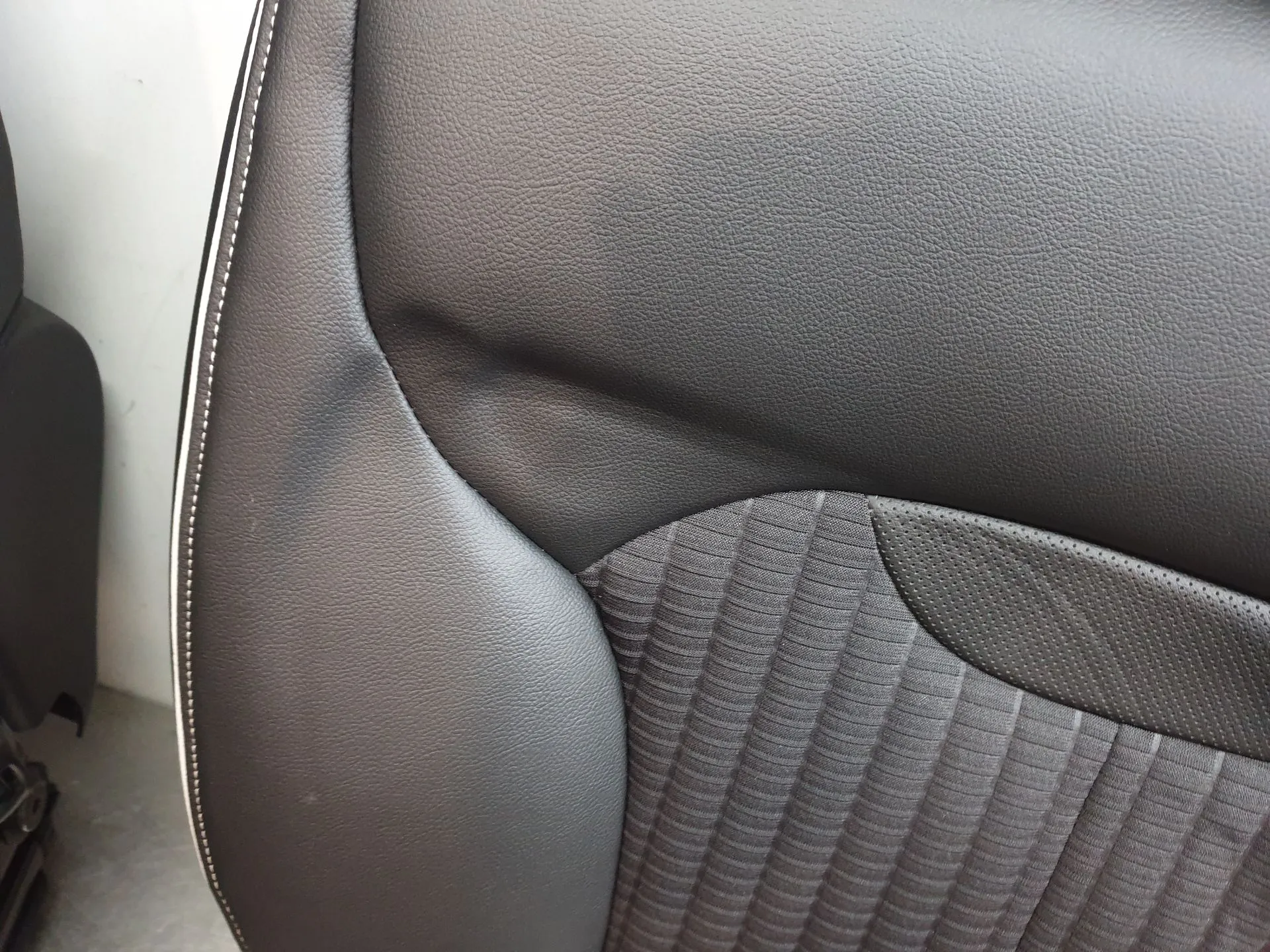 Conjunto de Bancos RENAULT Kadjar (HA_, HL_) Imagem-8