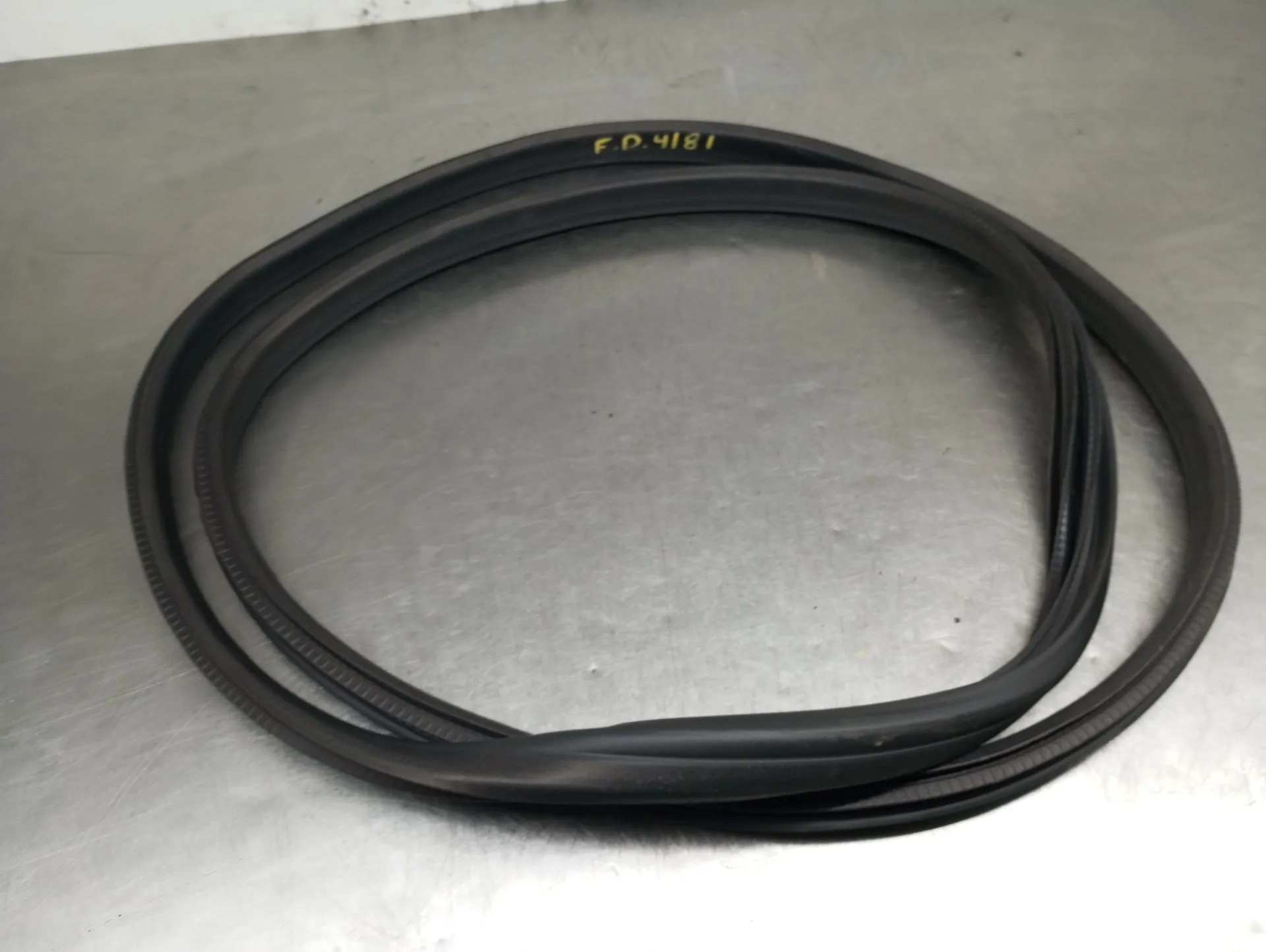 Revestimento porta frente direito DACIA Duster III (P1310)