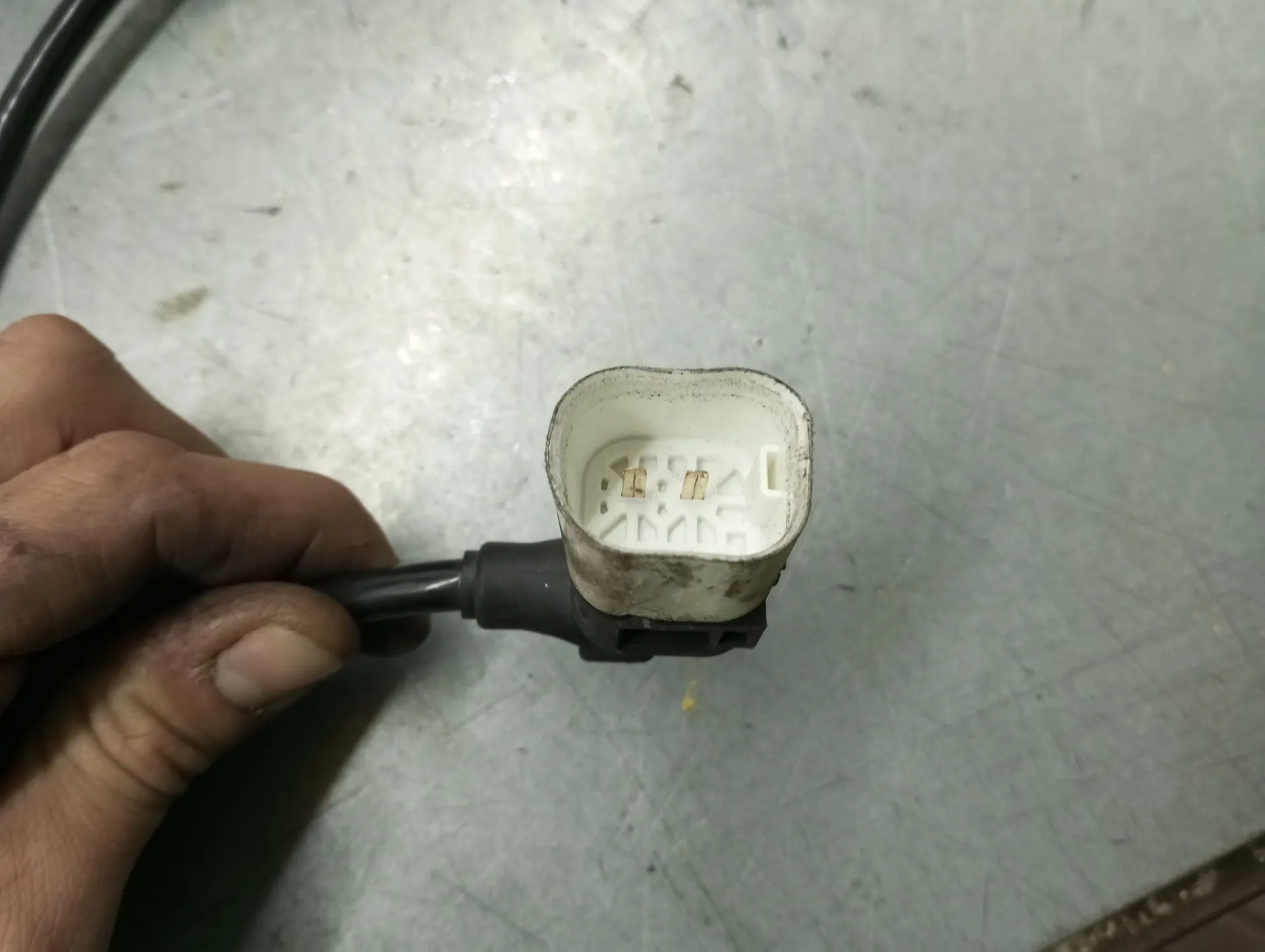 Left rear Brake Caliper MERCEDES-BENZ Classe C (W205) Imagem-2