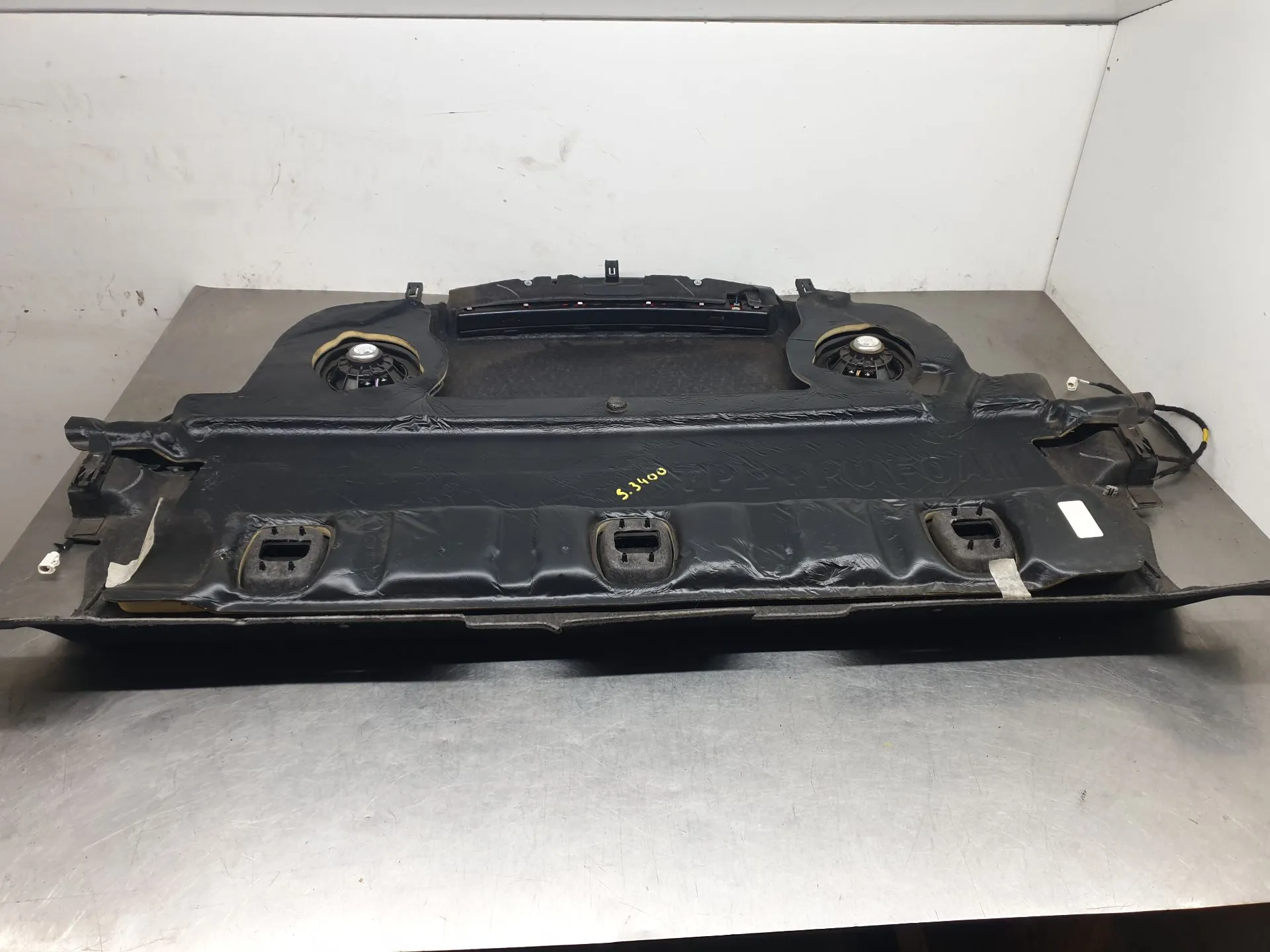 Bandeja trasera / tapa del maletero TESLA Model 3 (5YJ3) Imagem-8